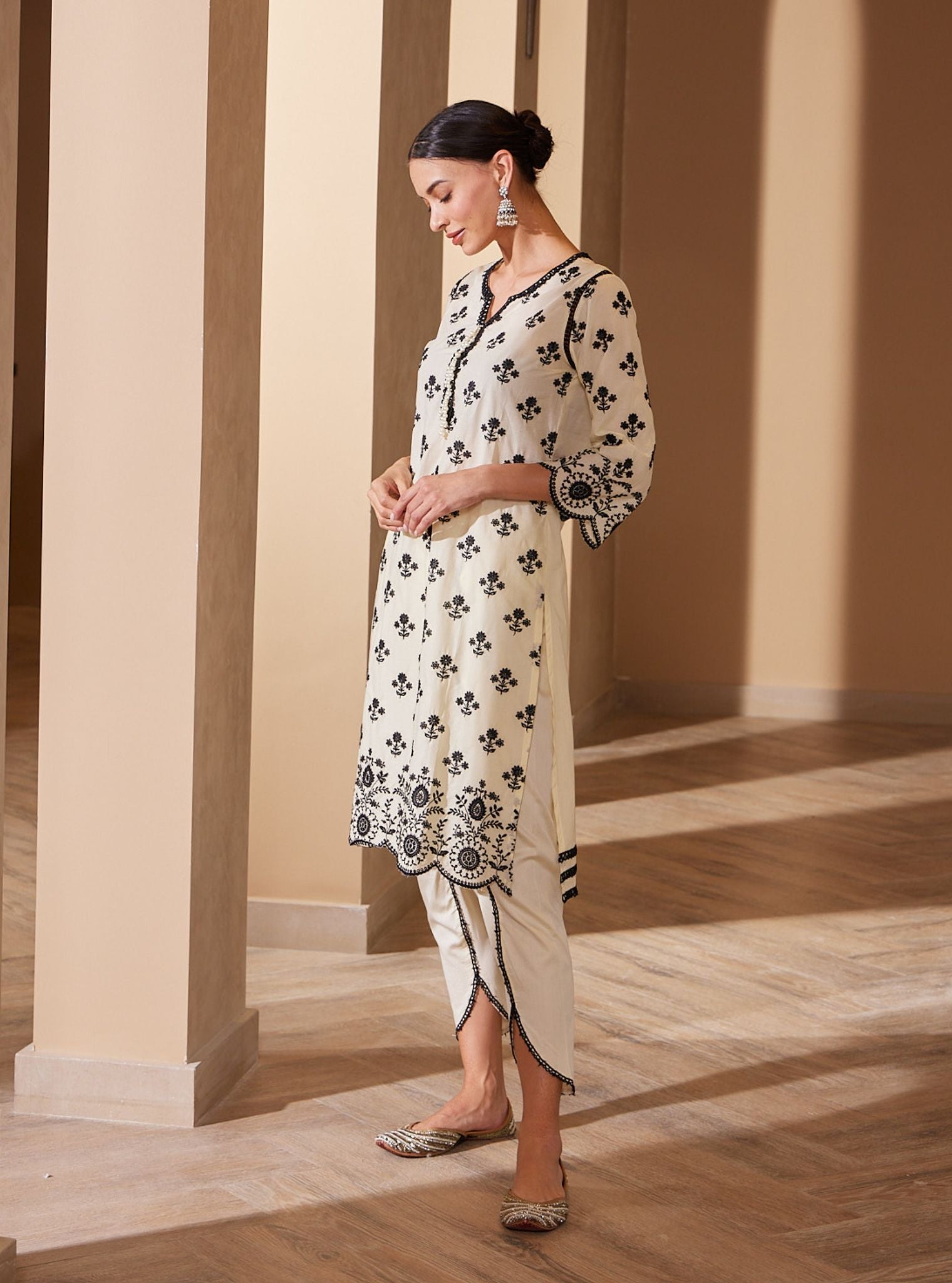 Mulmul Cotton Arpora Off White kurta