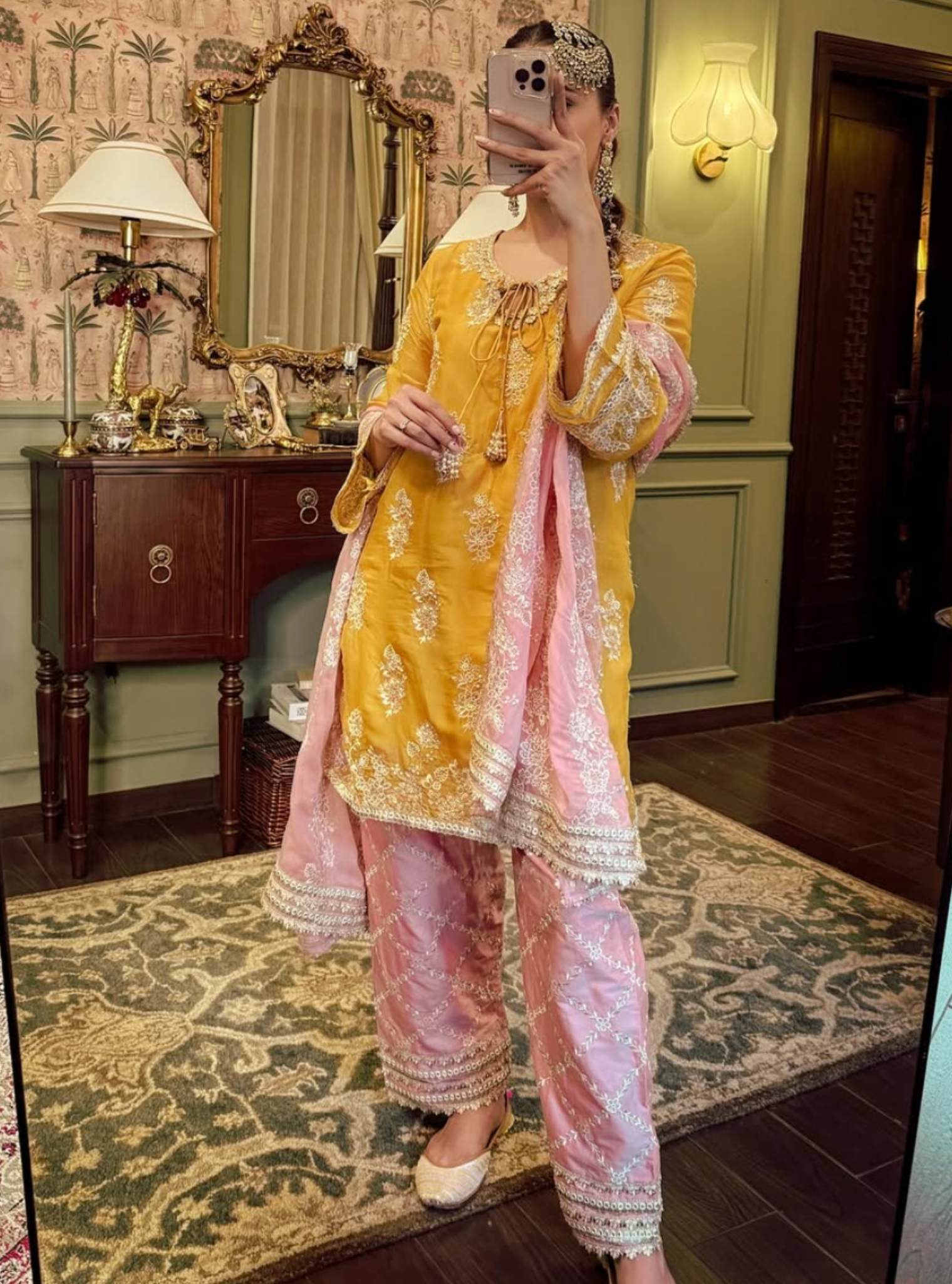 Mulmul Organza Khwab Yellow Kurta With Mulmul Pima Satin Khwab Pink Pant