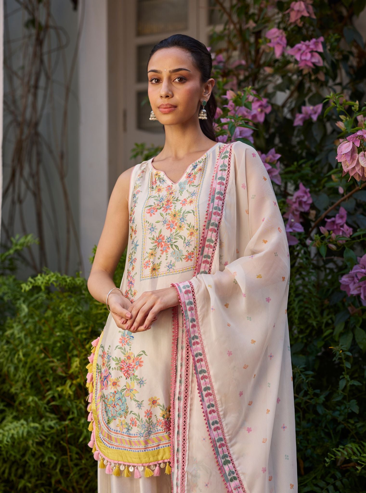 Zivae Cupro Satin Printed Off White Kurta Set