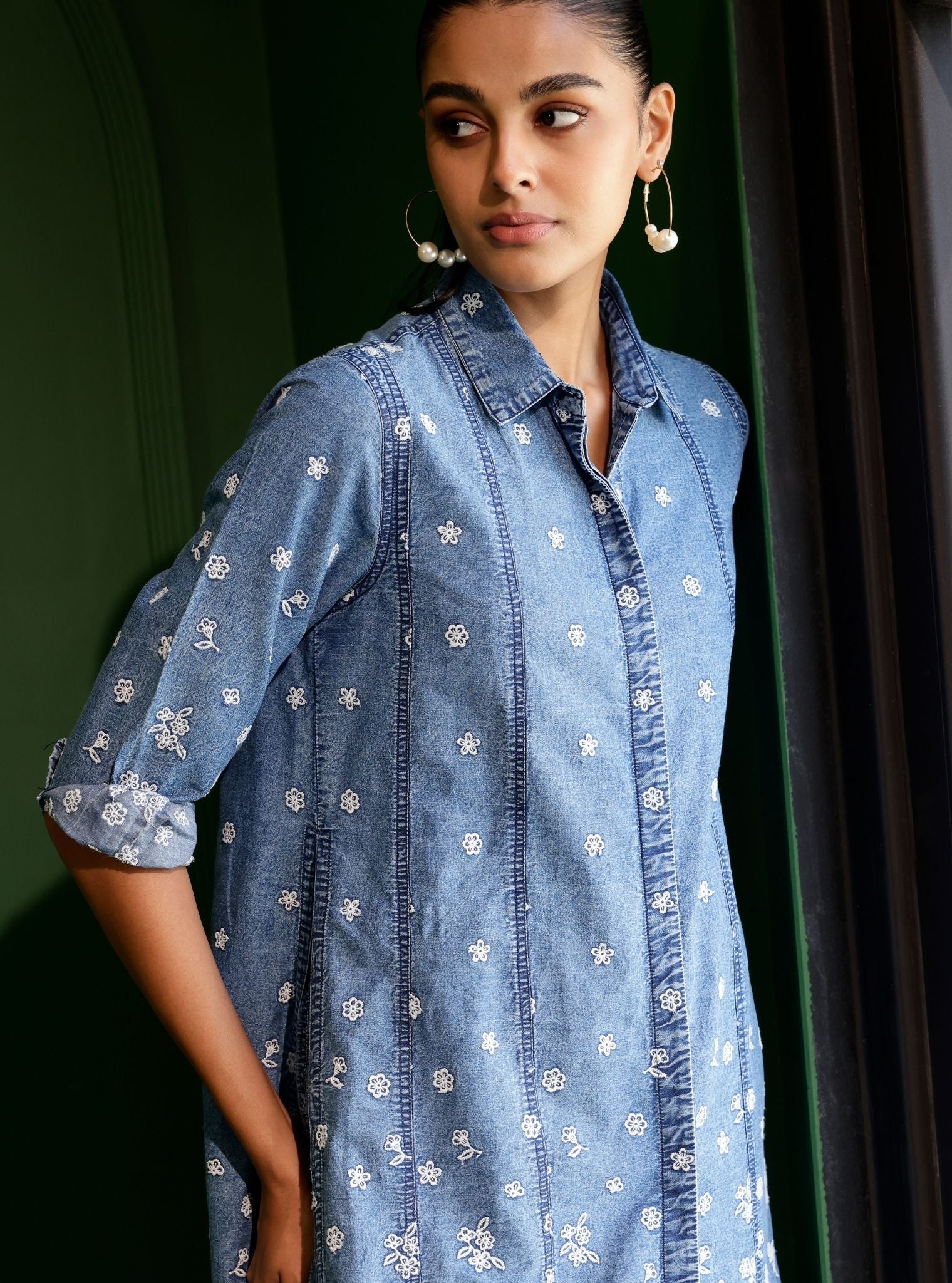 Mulmul Moor Denim Kurta With Mulmul Moor Denim Pant