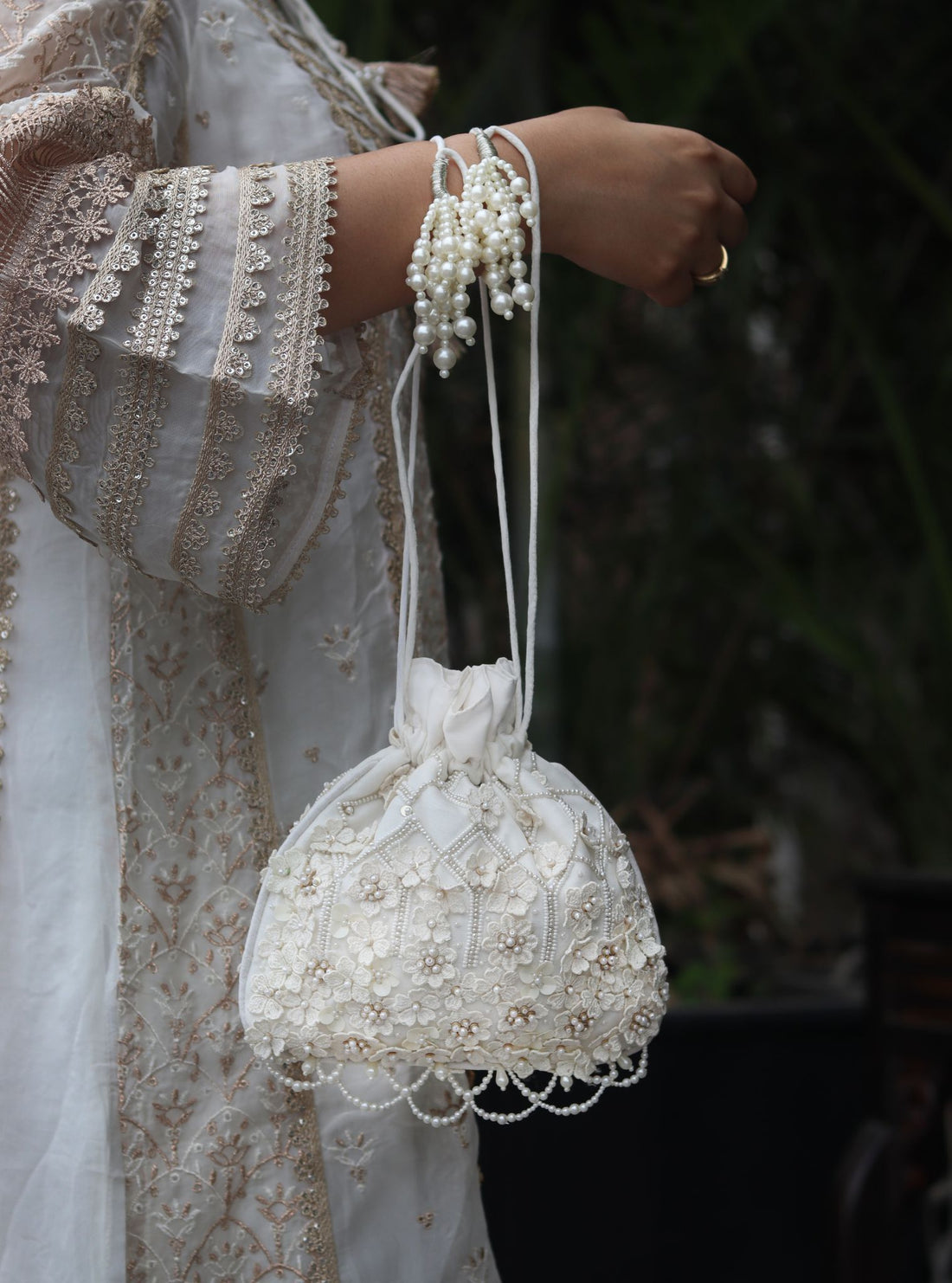 Mulmul Seerat White Potli Bag main image 0