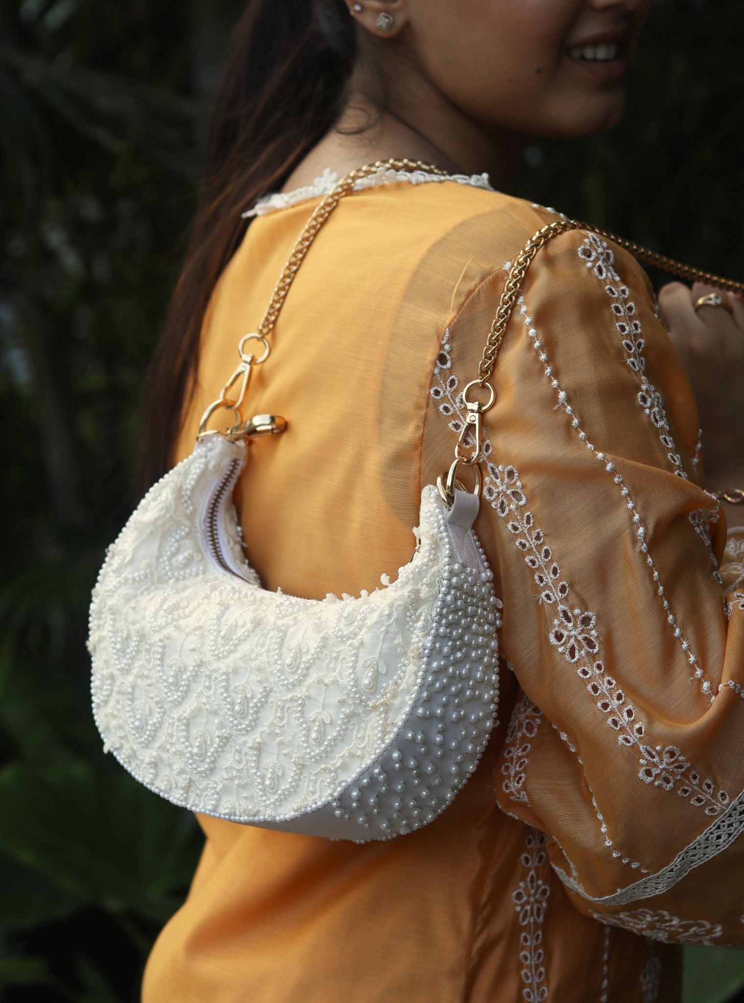 Mulmul Saaba White Moon Bag