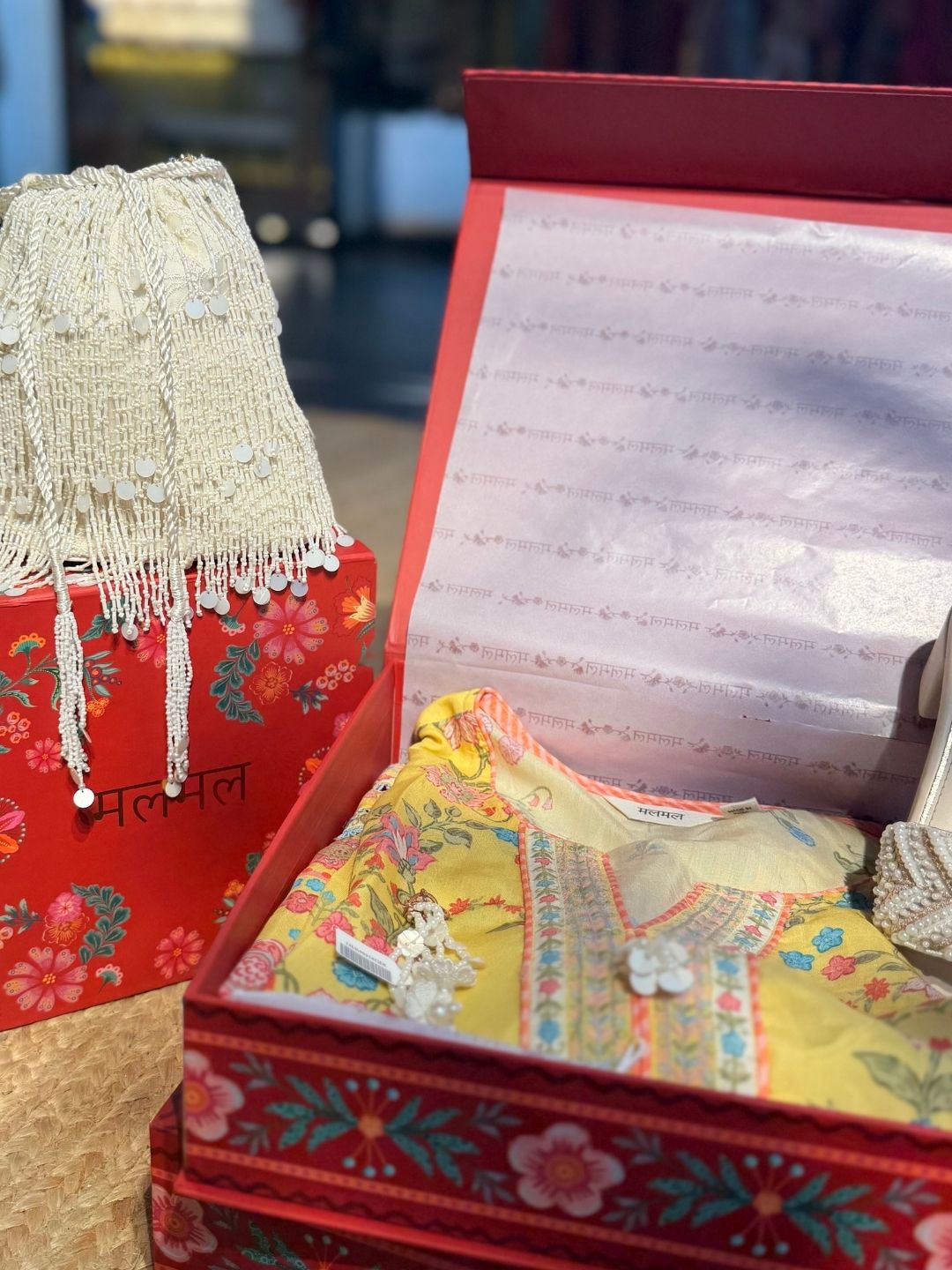 Ahaana Gift box