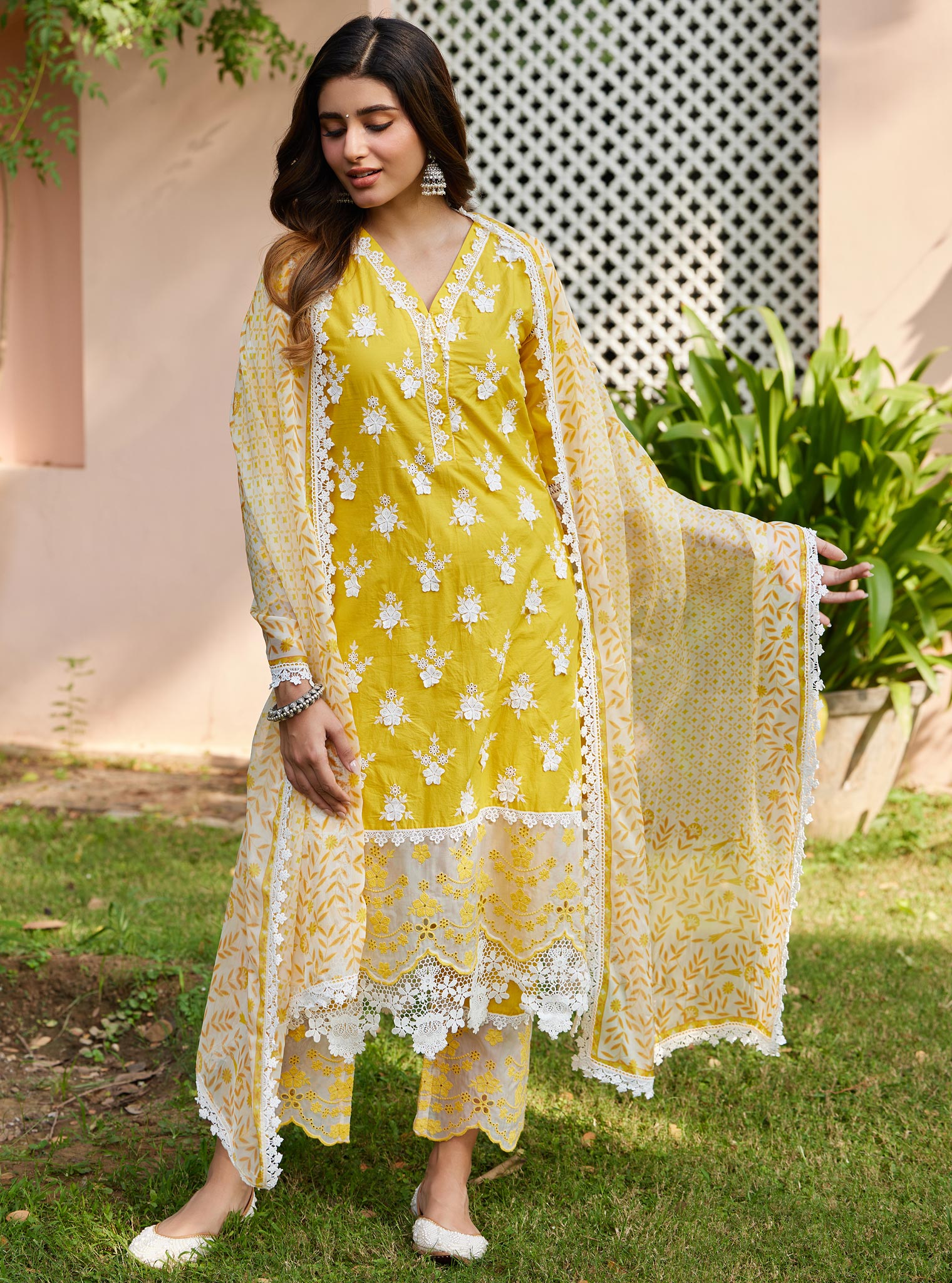 Mulmul Organza Shehed Yellow Dupatta