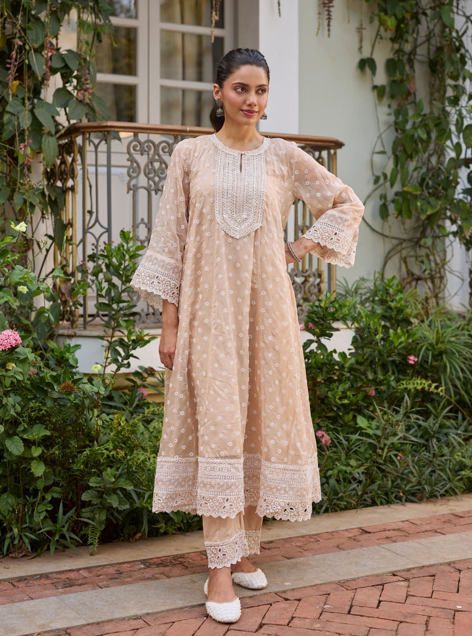 Hena Organza Biege Anarkali Set