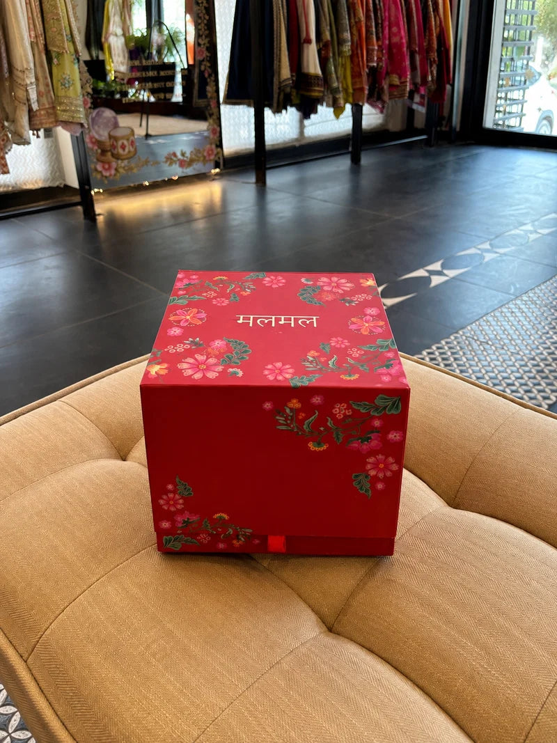 Ahaana Gift box