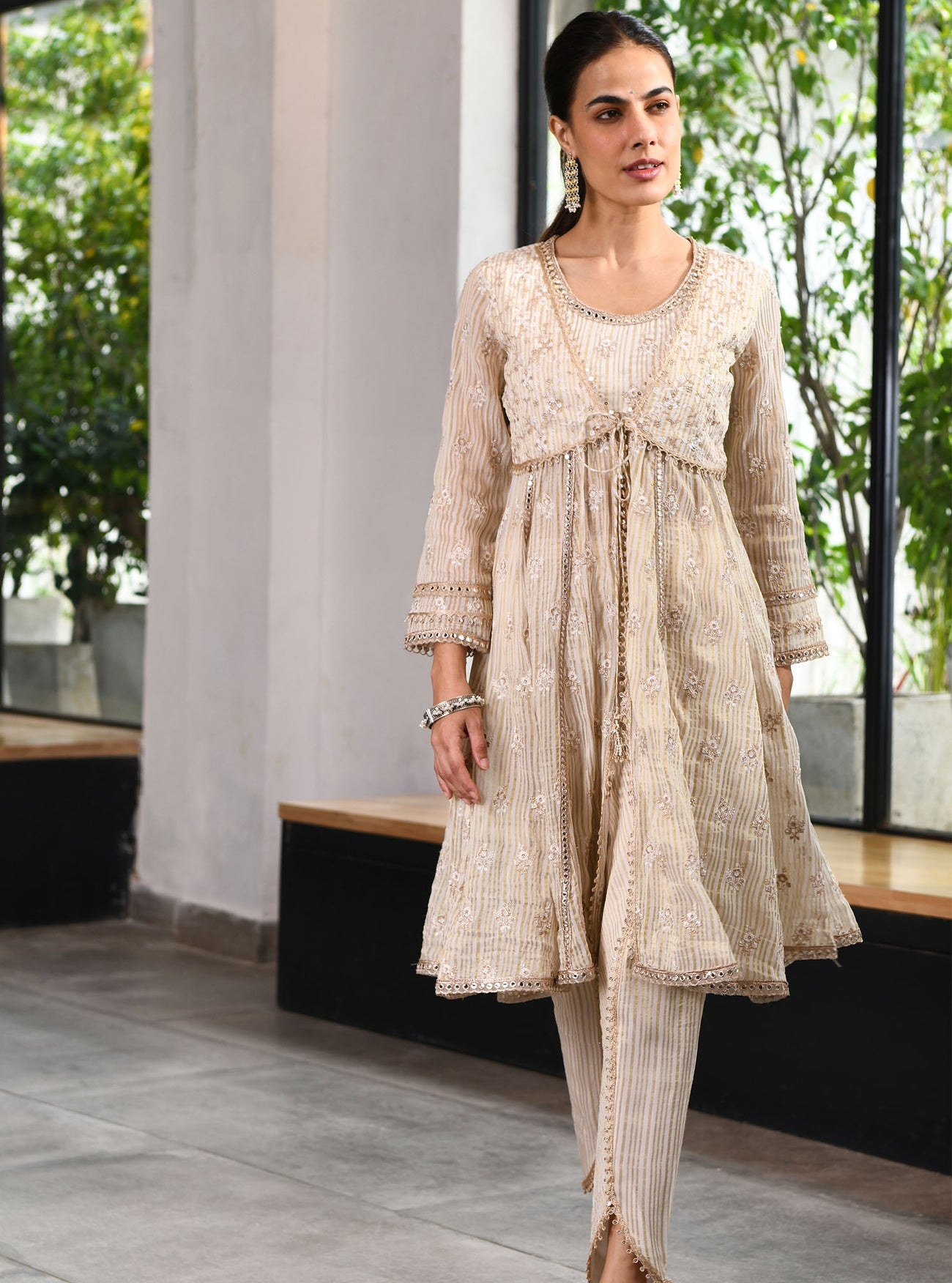 Hayden Banarsi Off White Kurta Set