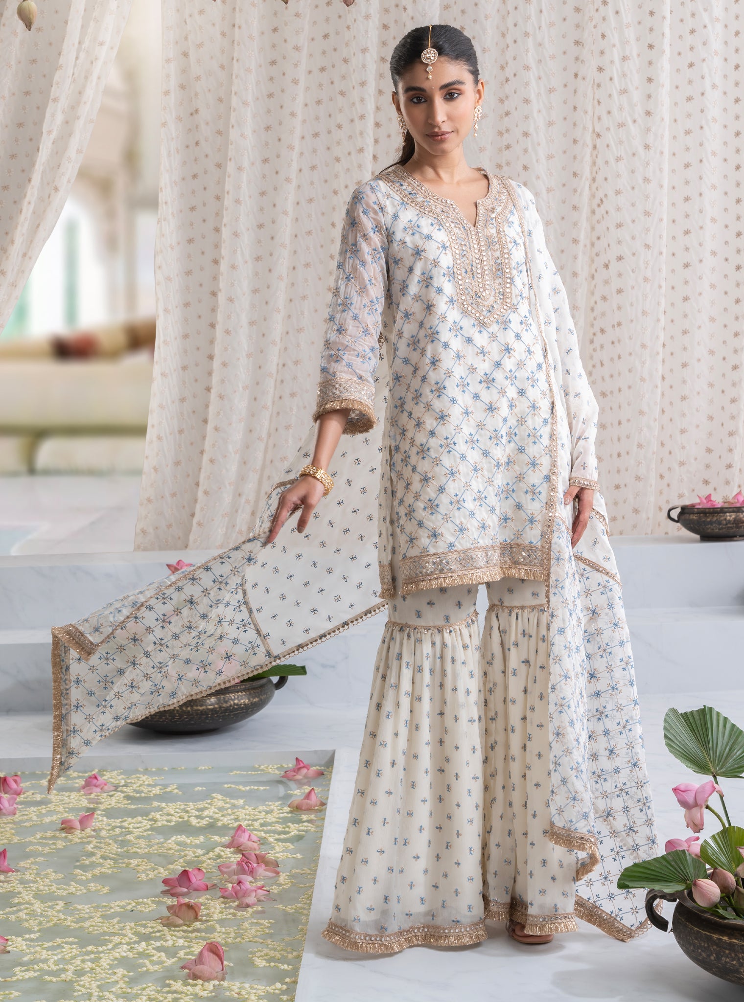 Mulmul Organza Makhna Off White Dupatta