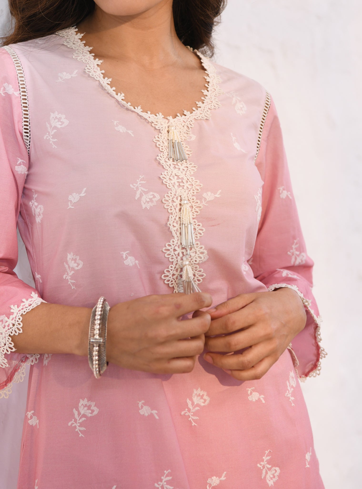 Mulmul Cotton Mandre Pink Kurta With Mulmul Cotton Mandre Pink Pant