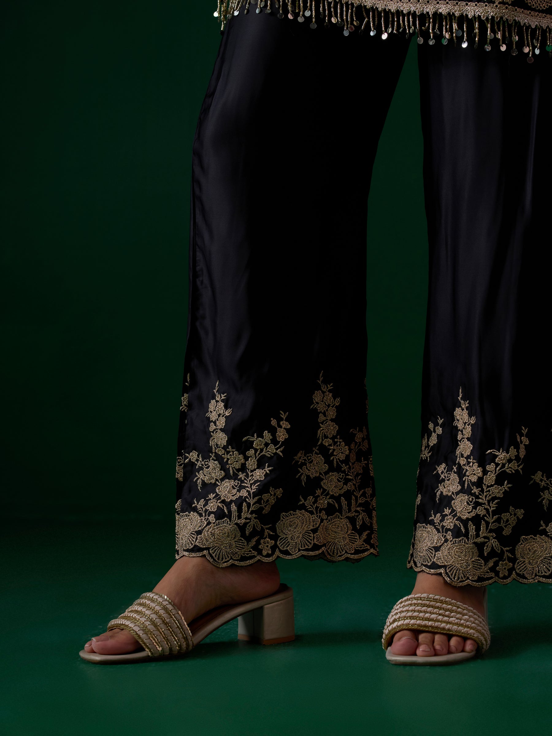 Saaj Cupro Satin Black Kurta Set