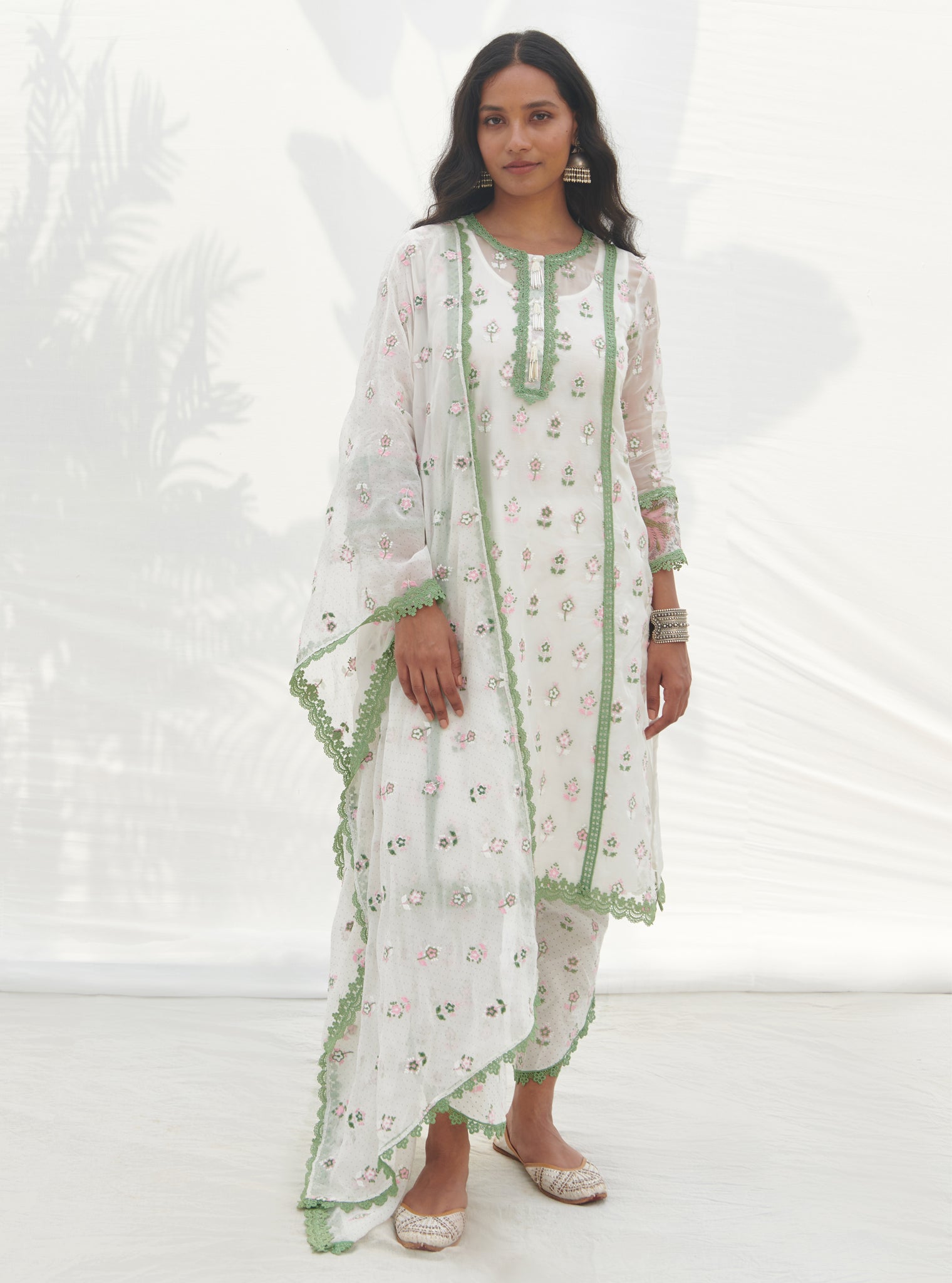 Mulmul Organza Laine Green Kurta With Mulmul Cotton Laine Green Pant