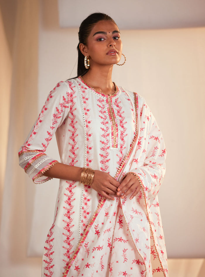 Mulmul Cotton Tiana Off White/Pink Kurta