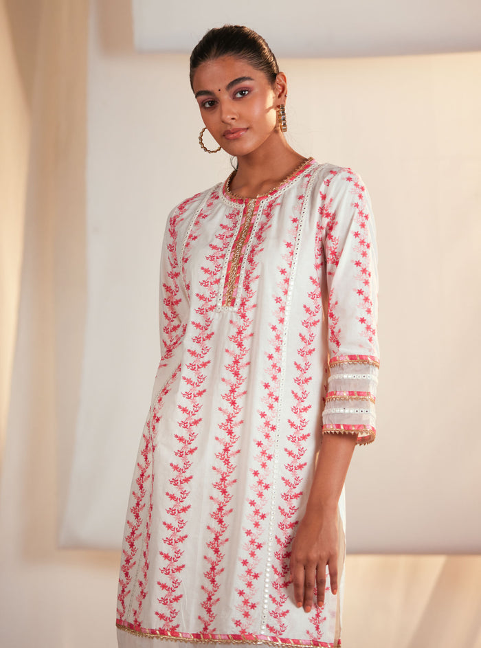 Mulmul Cotton Tiana Off White/Pink Kurta