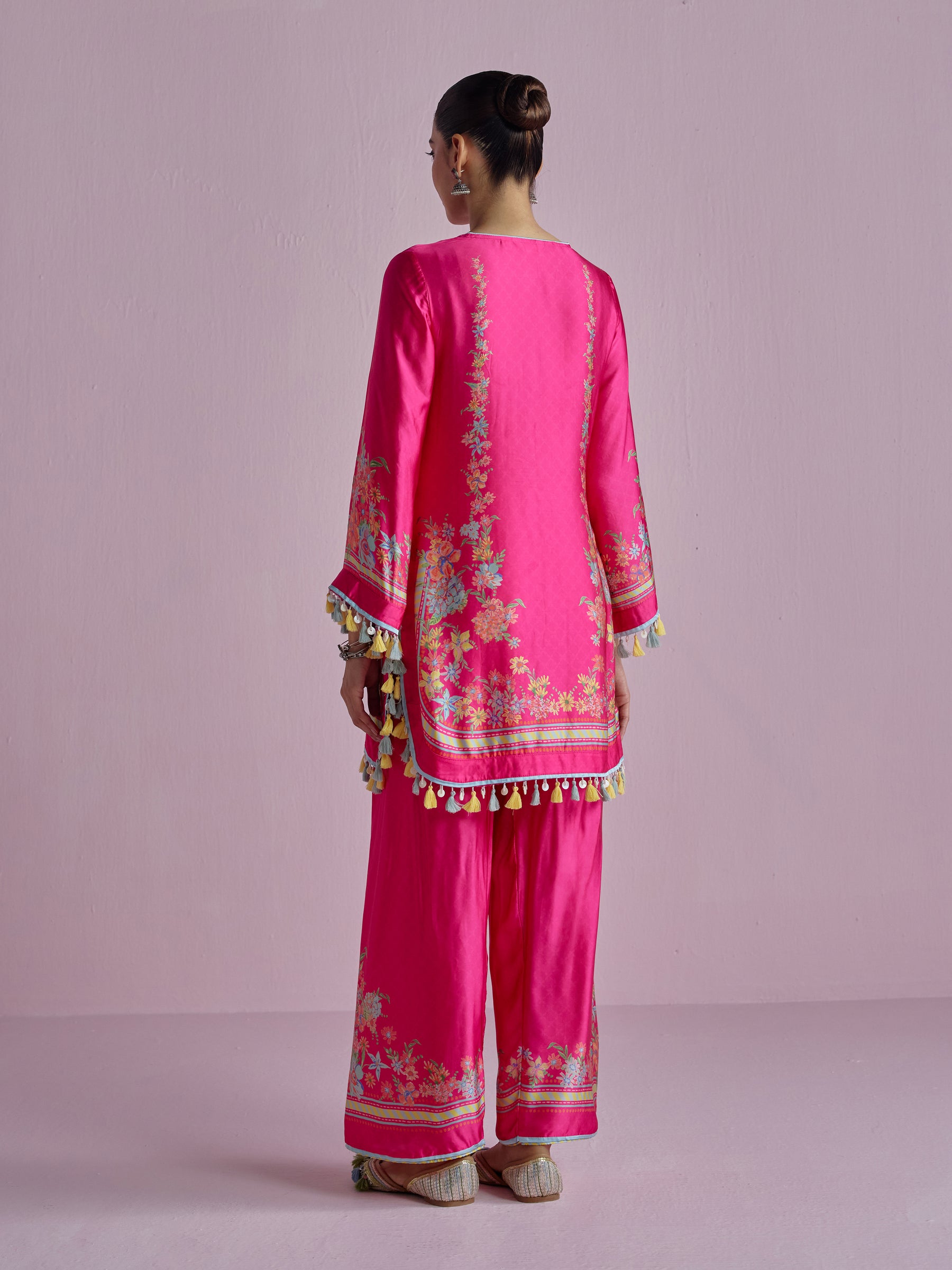Zivae Cupro Satin Printed Fuchsia Kurta Set