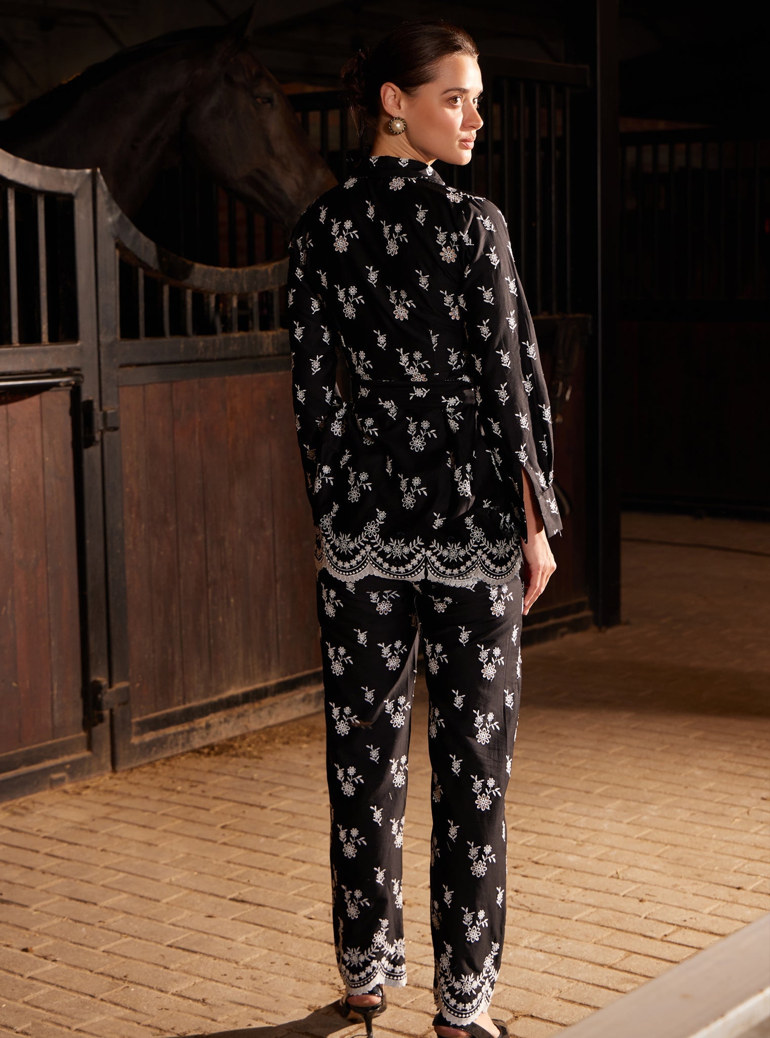 Daphne Pima Black Top