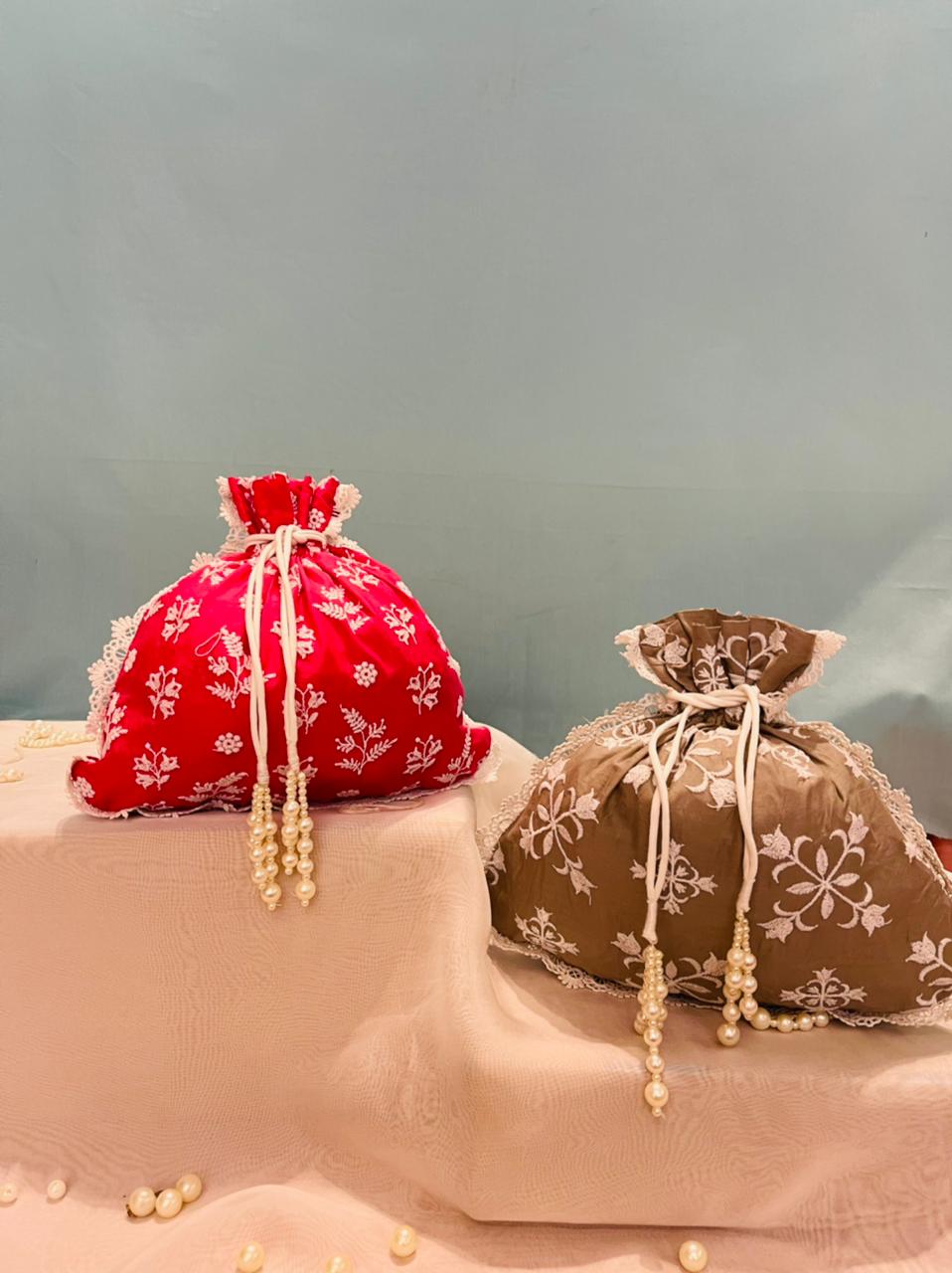 Mulmul Potli Bag (Colour may vary)