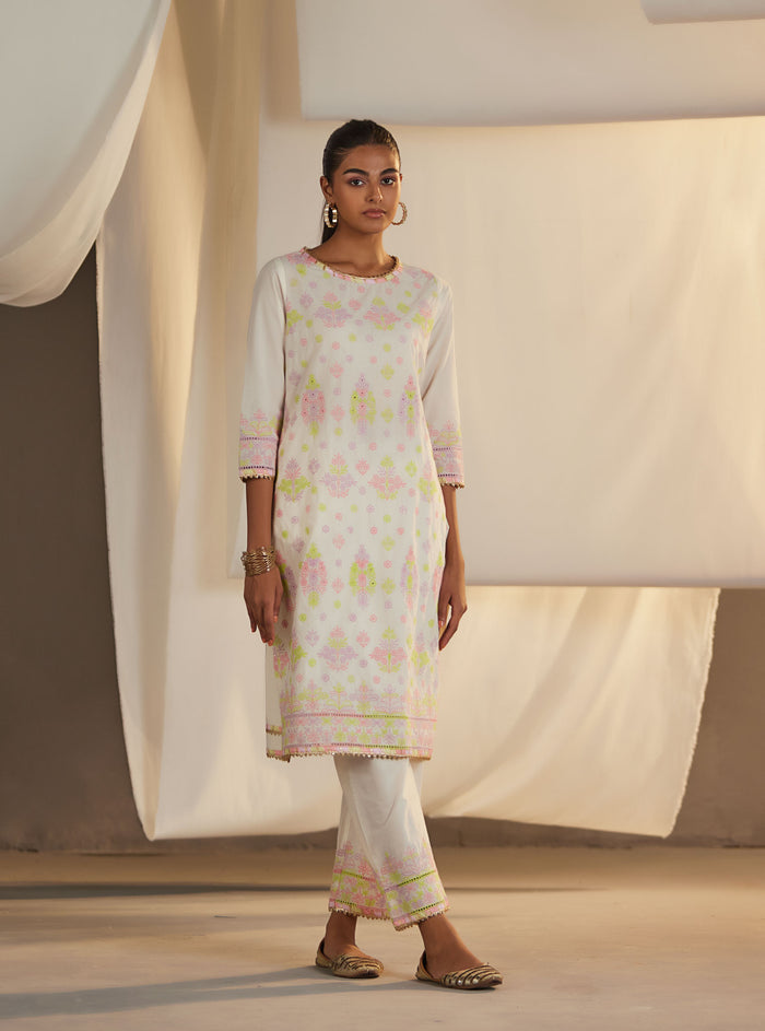 Mulmul Cotton Zahava Off White Kurta