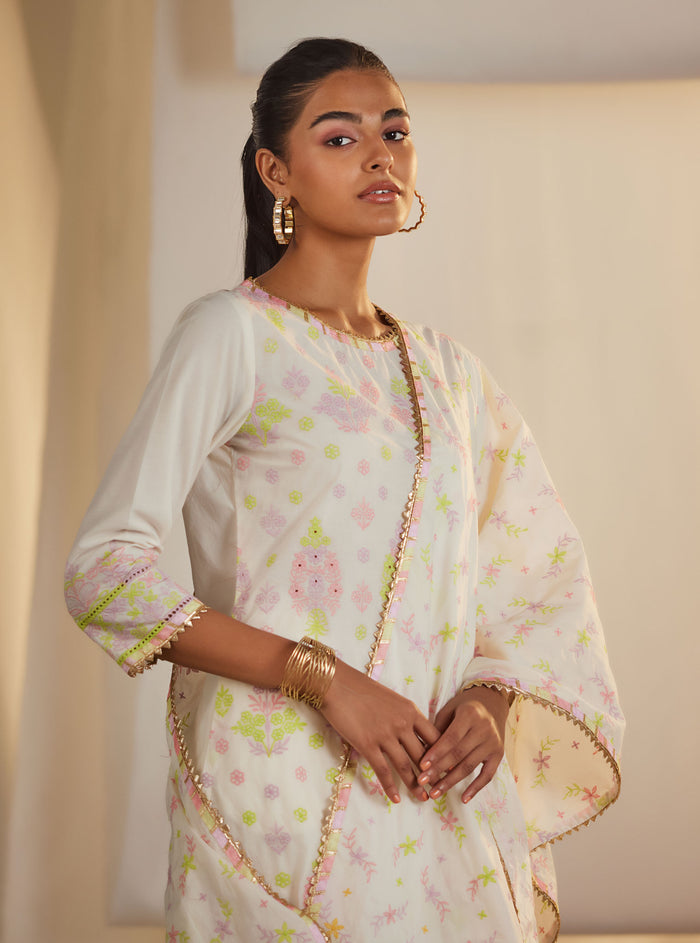 Mulmul Cotton Zahava Off White Kurta