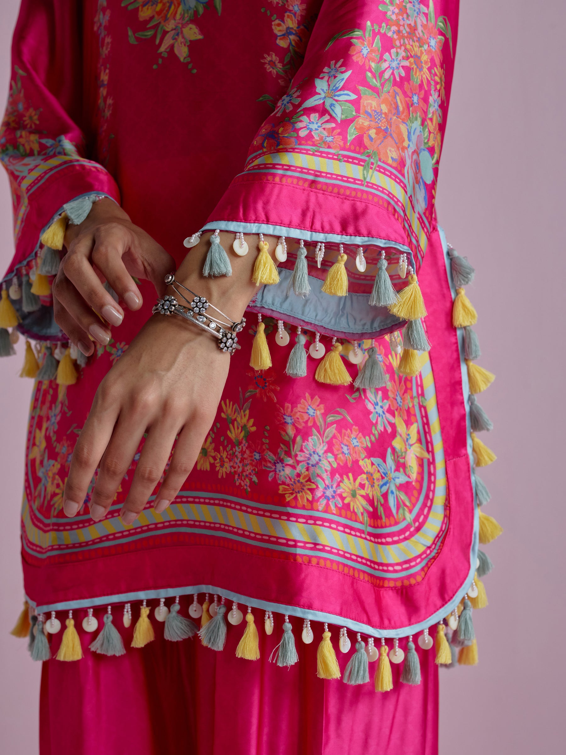 Zivae Cupro Satin Printed Fuchsia Kurta Set