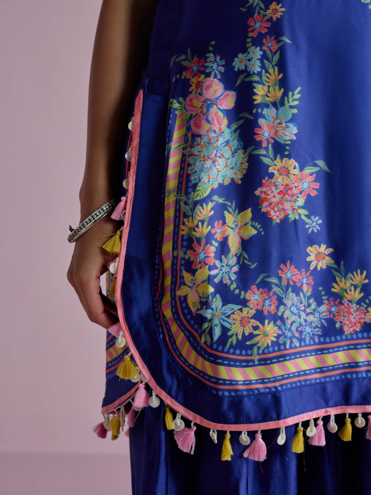 Zivae Cupro Satin Printed Navy Kurta Set