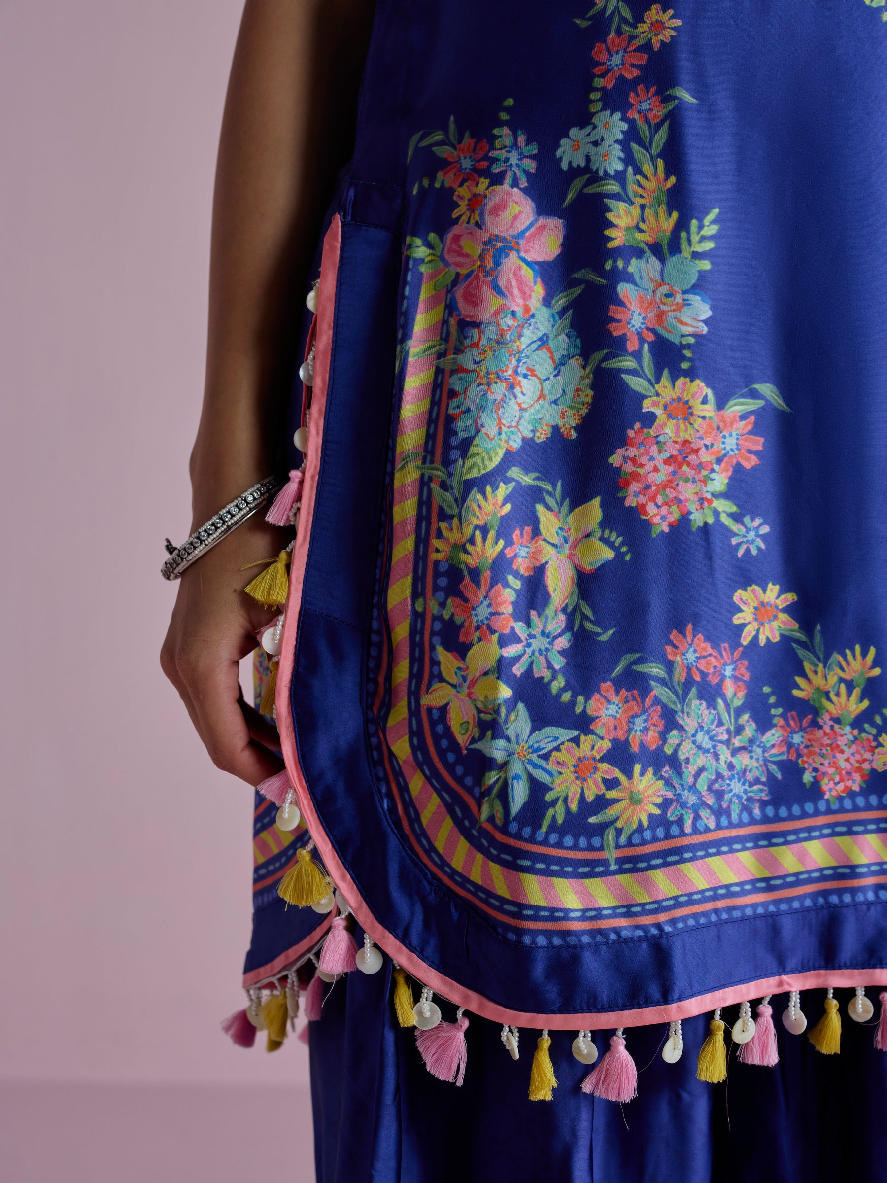 Zivae Cupro Satin Printed Navy Kurta Set
