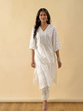 Mulmul Cotton Asota White Kurta With Floral Organza Panelled White Salwar