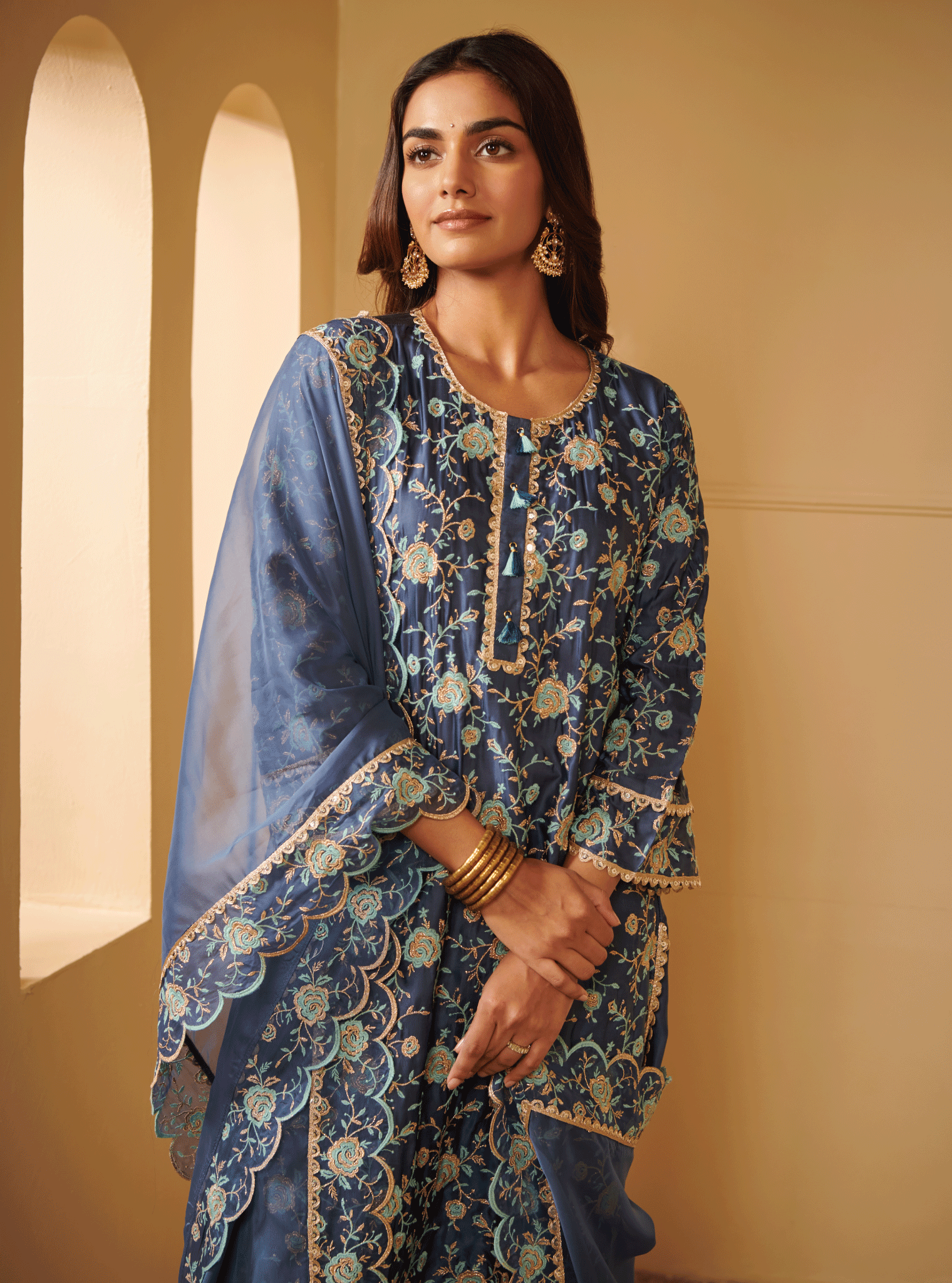 Mulmul Amnaya Blue dupatta