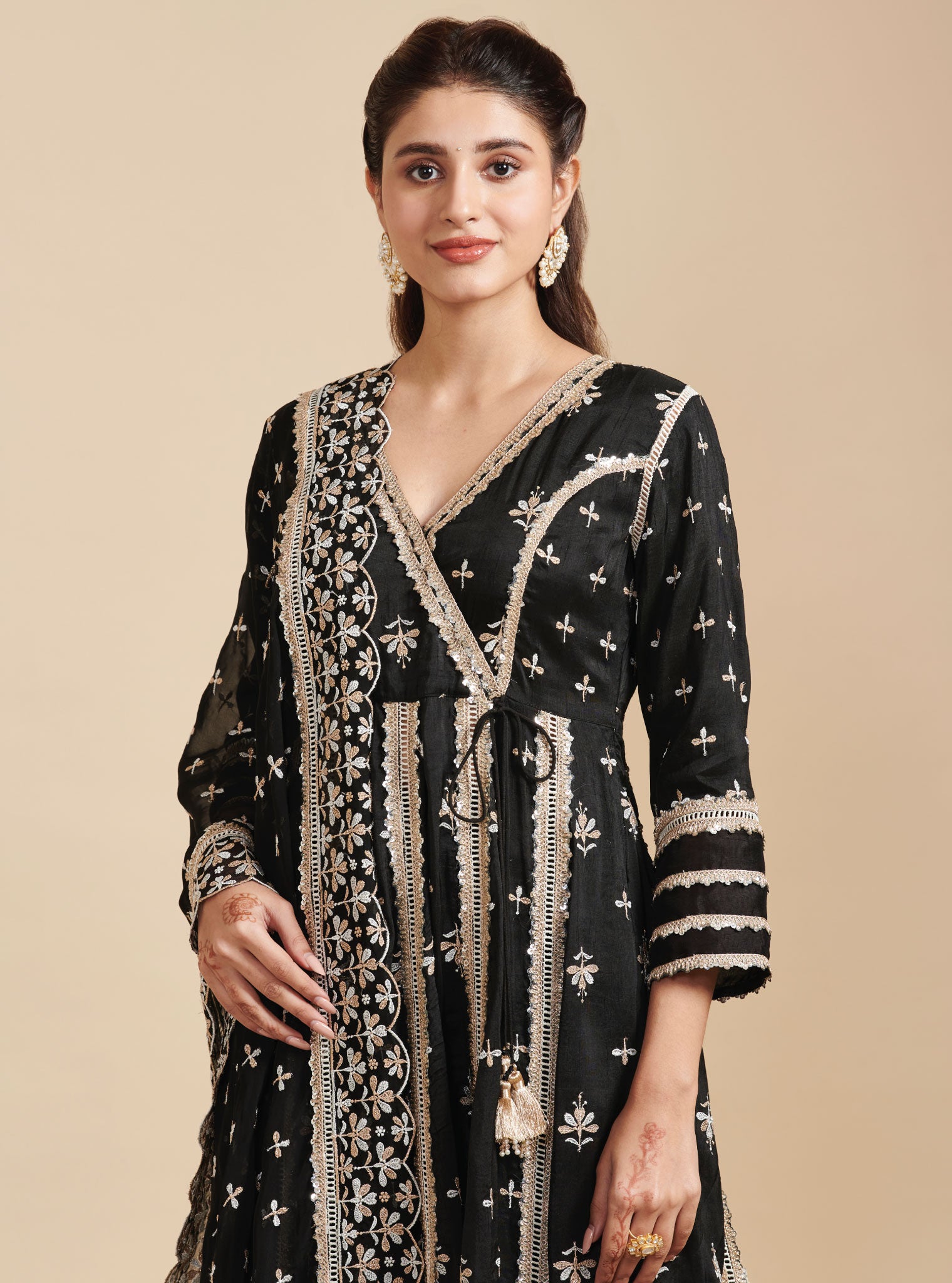 Mulmul Khanak Black Dupatta