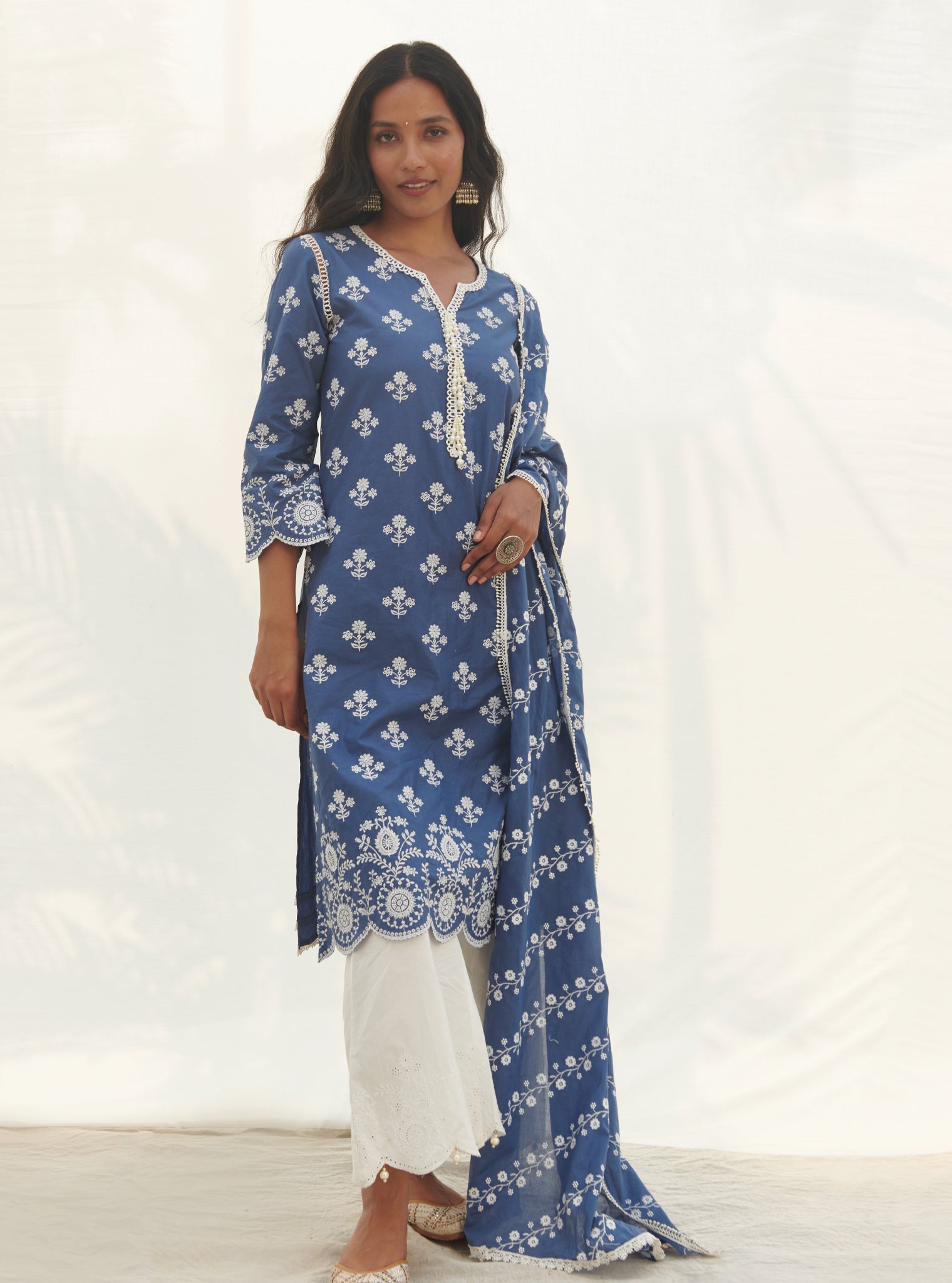 Mulmul Cotton Ambeli Navy Dupatta