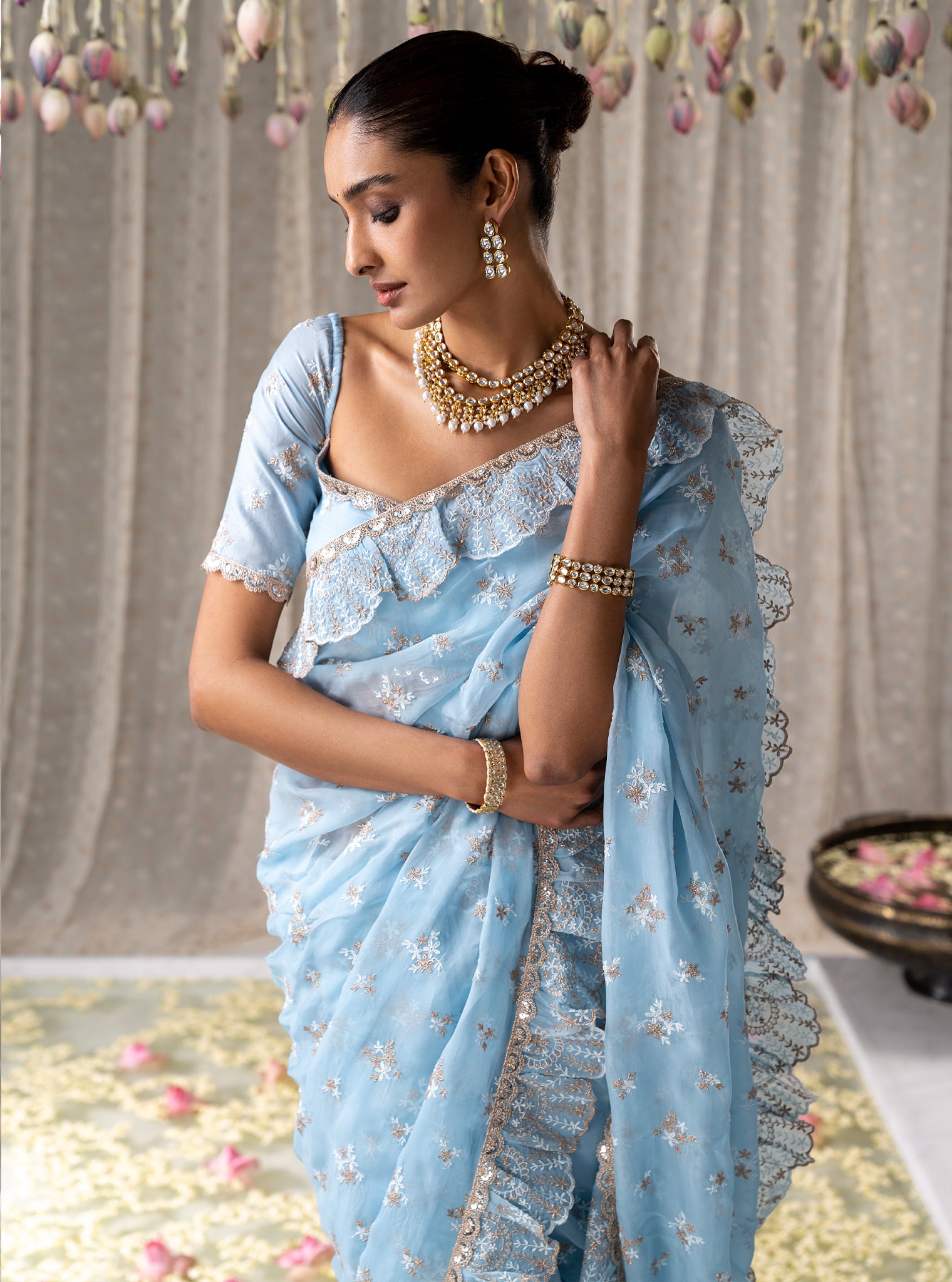 Silver Zari Saree Matching Jewellery For Light Blue Saree Light