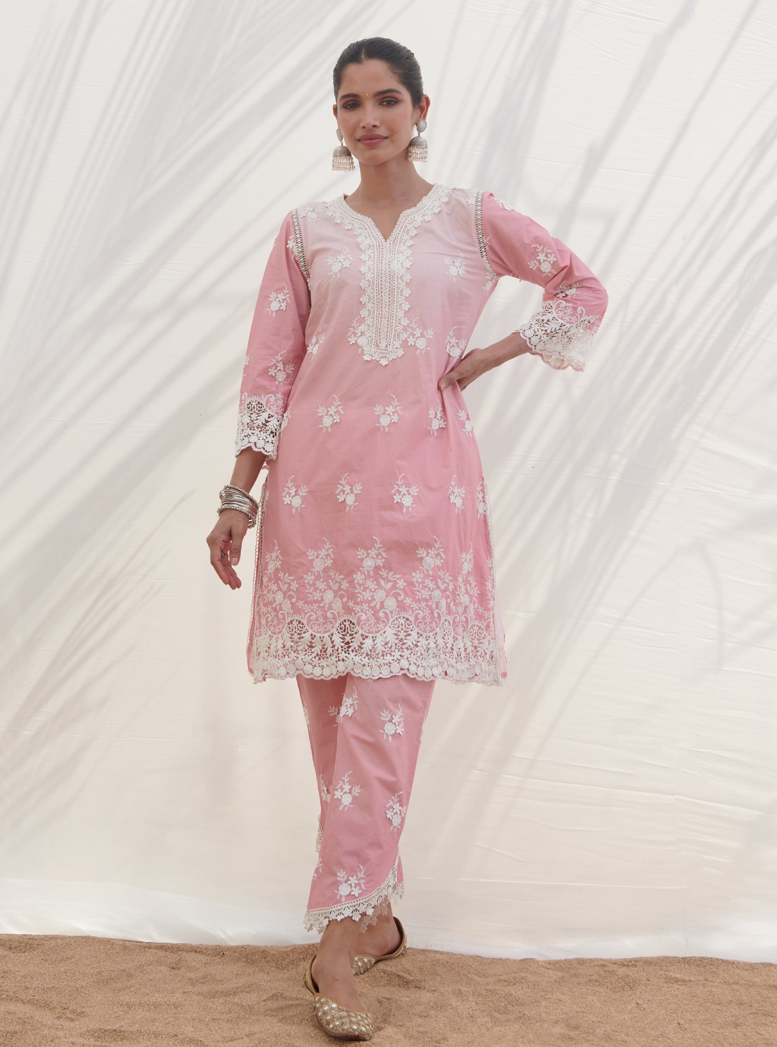 Mulmul Cotton Chapoli Pink Kurta With Chapoli Pink Pant