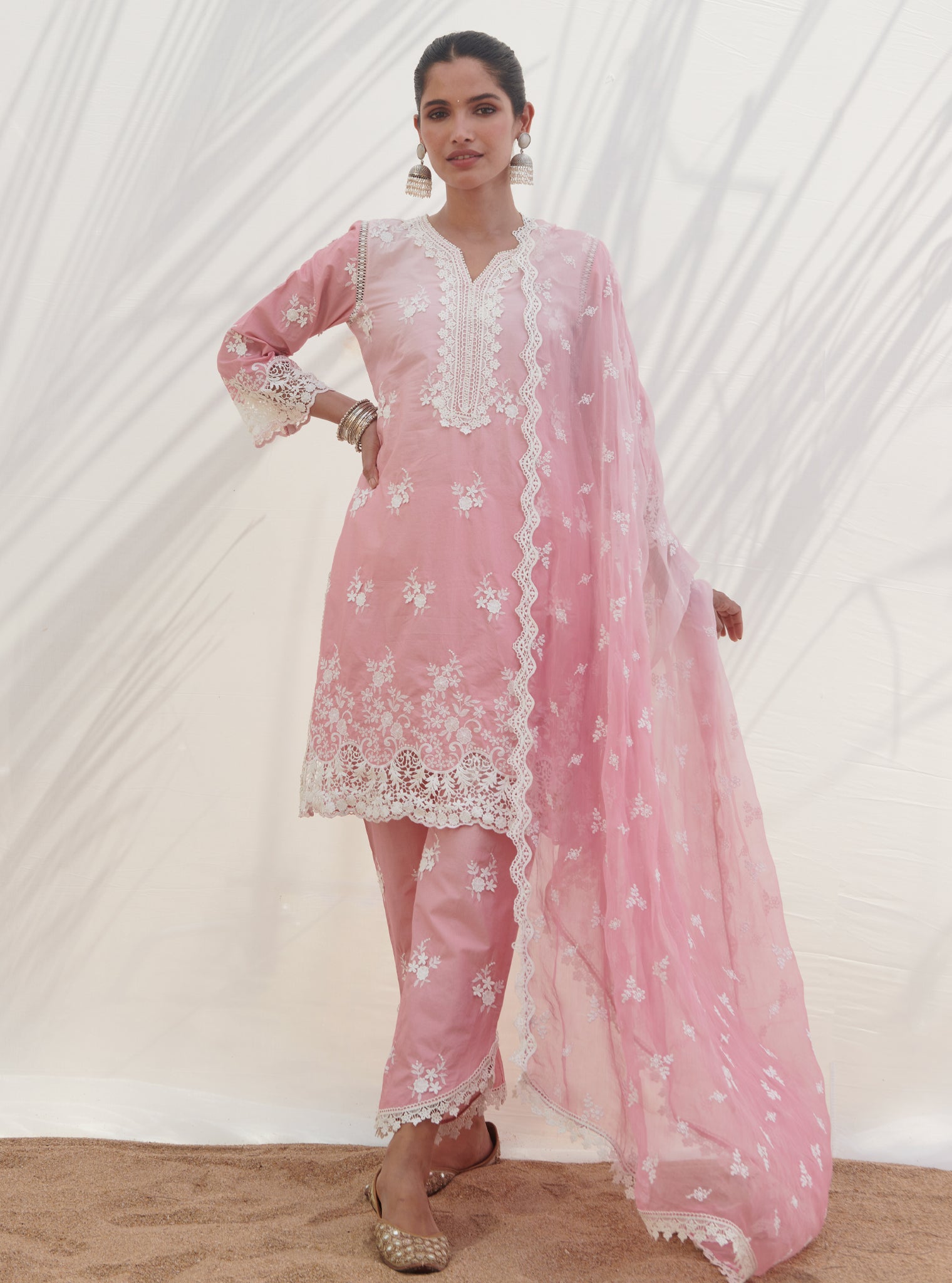 Mulmul Cotton Chapoli Pink Kurta With Chapoli Pink Pant