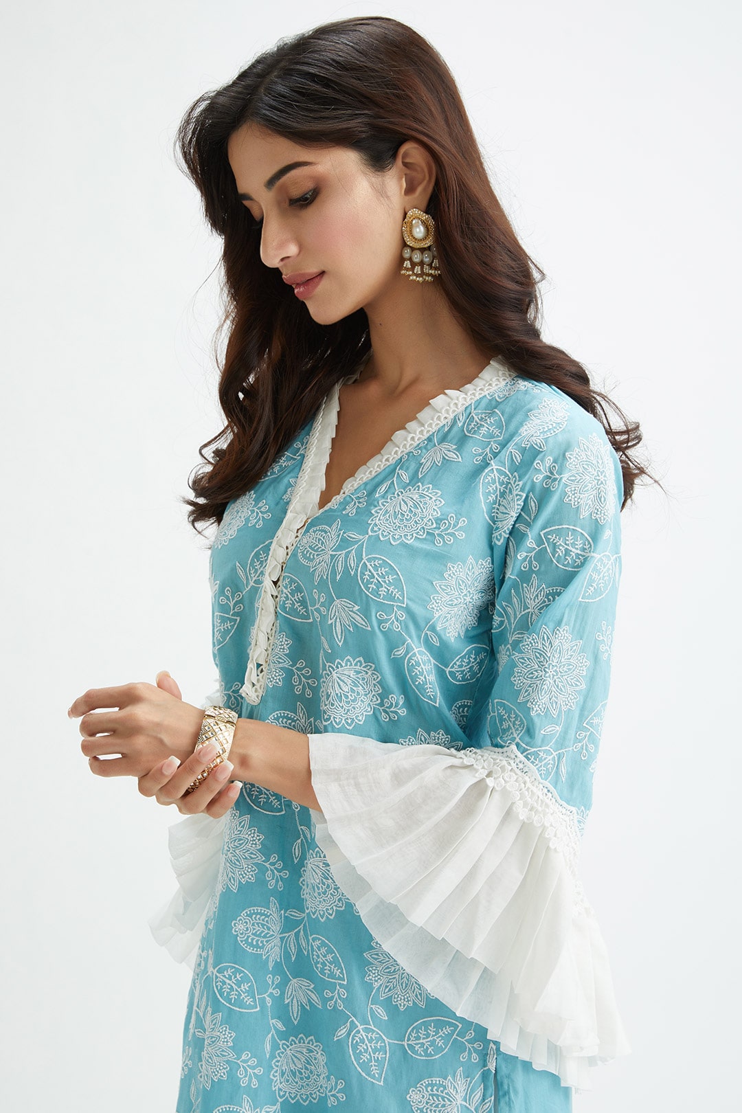 Mulmul Cotton Dunlin Blue Kurta With Broad Lace Insert White Pyajama