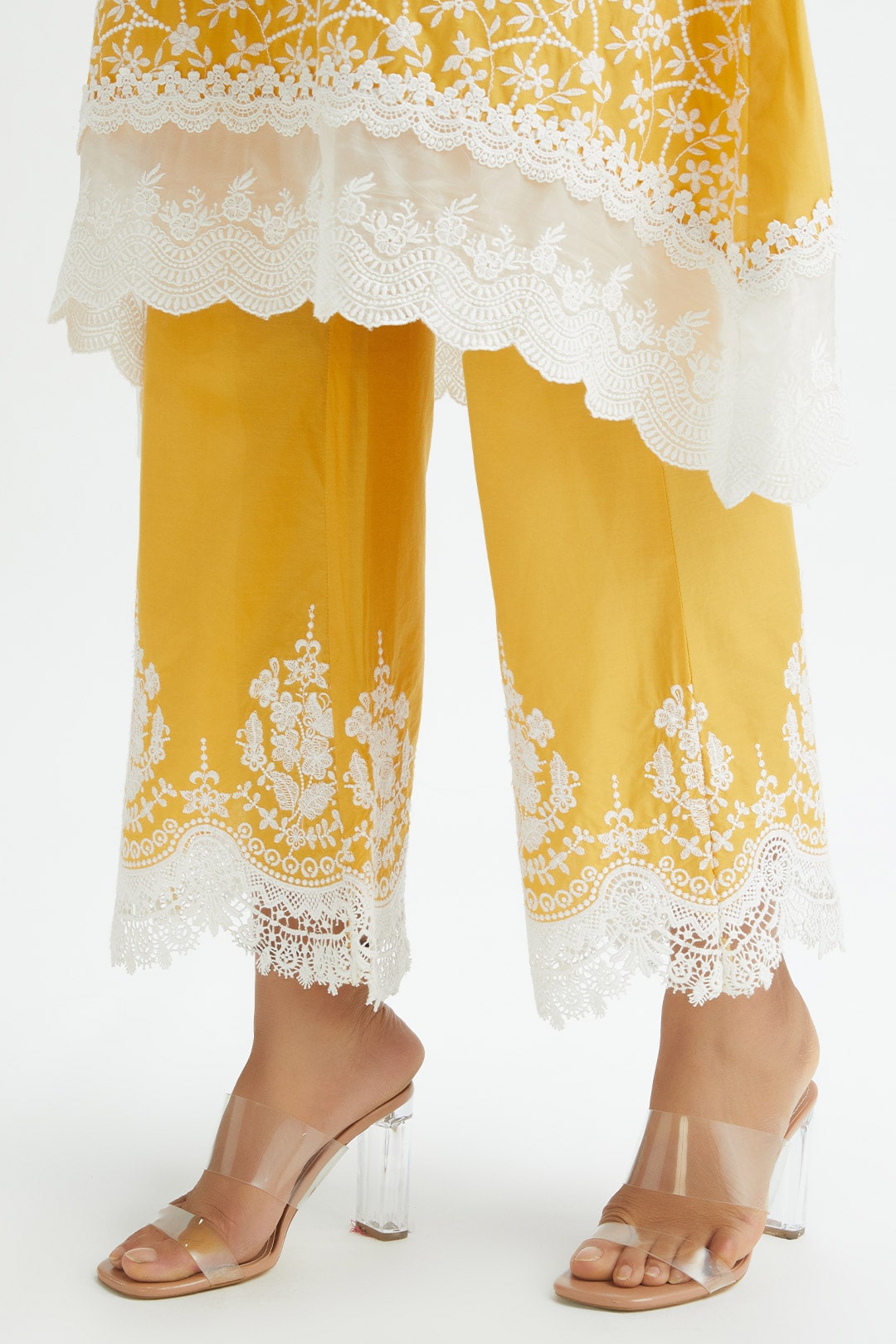 Mulmul Cotton Hummingbird Yellow Kurta With Hummingbird Yellow Pyajama