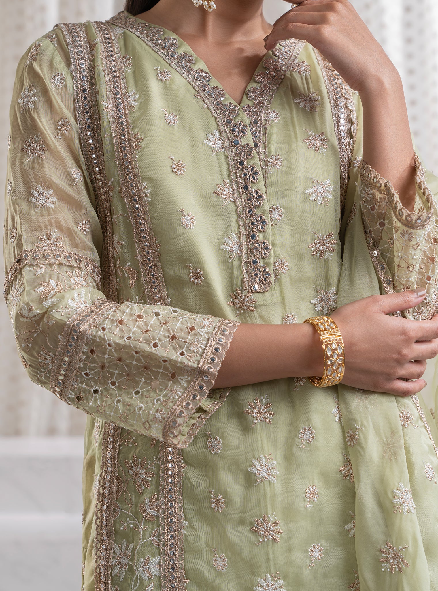 Mulmul Organza Ilahi Green Kurta With Mulmul Pima Ilahi Green Pant