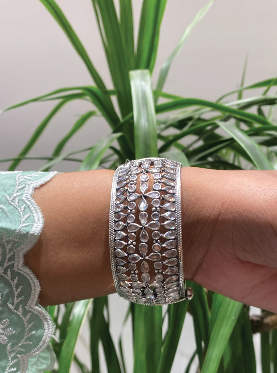 Pure Silver Kaner Kada main image 1