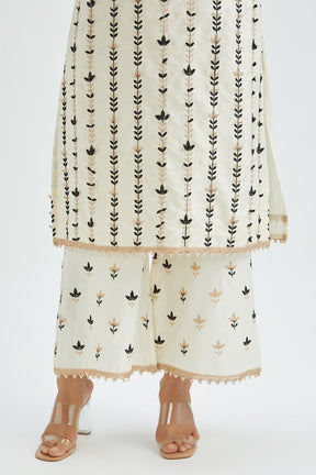 Mulmul Supima Satin Lynn Off White Kurta With Lynn Off White Pant