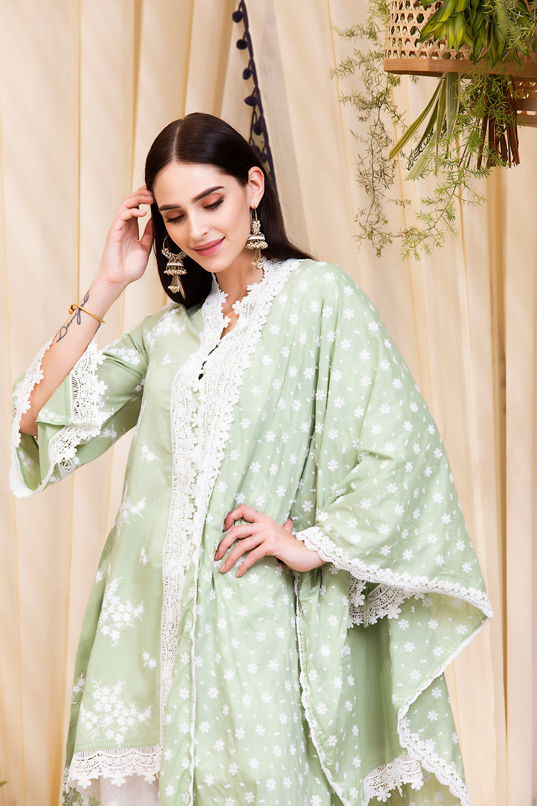 Mulmul Cotton Livia Kurta With Hibiscus Pyajama