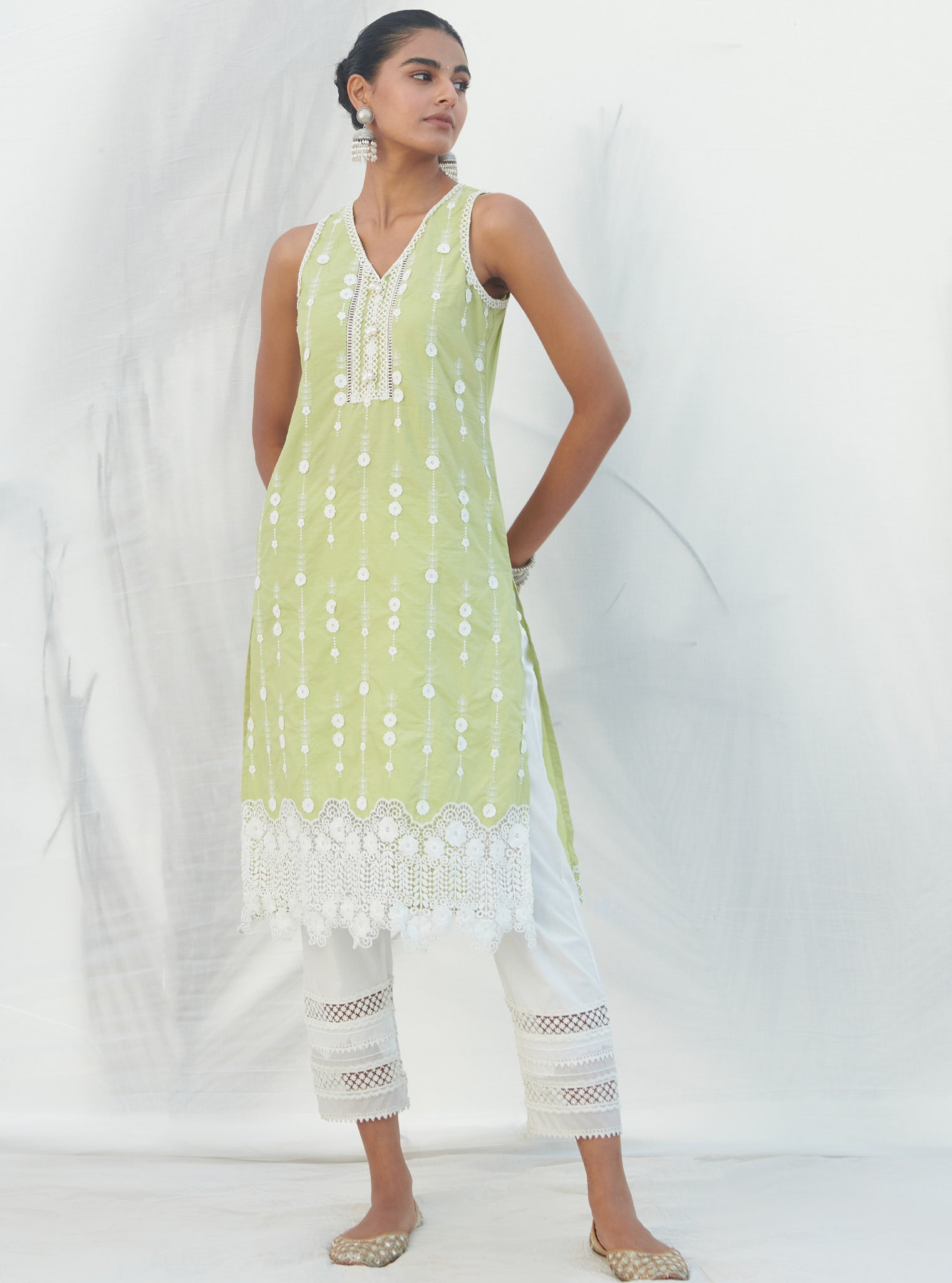 Mulmul Cotton Naroa Lime kurta