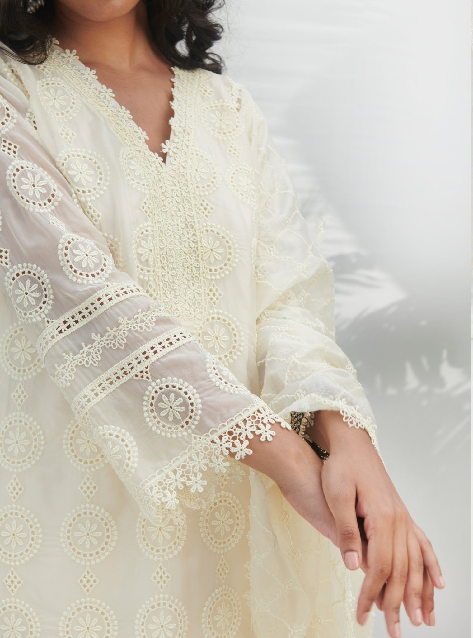 Mulmul Organza Nelli White Kurta With Mulmul Cotton Nelli White Pant