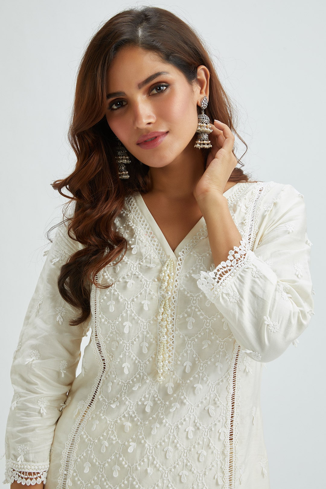 Mulmul Supima Satin Ollie Off White Kurta With Pintuck Organza Pant