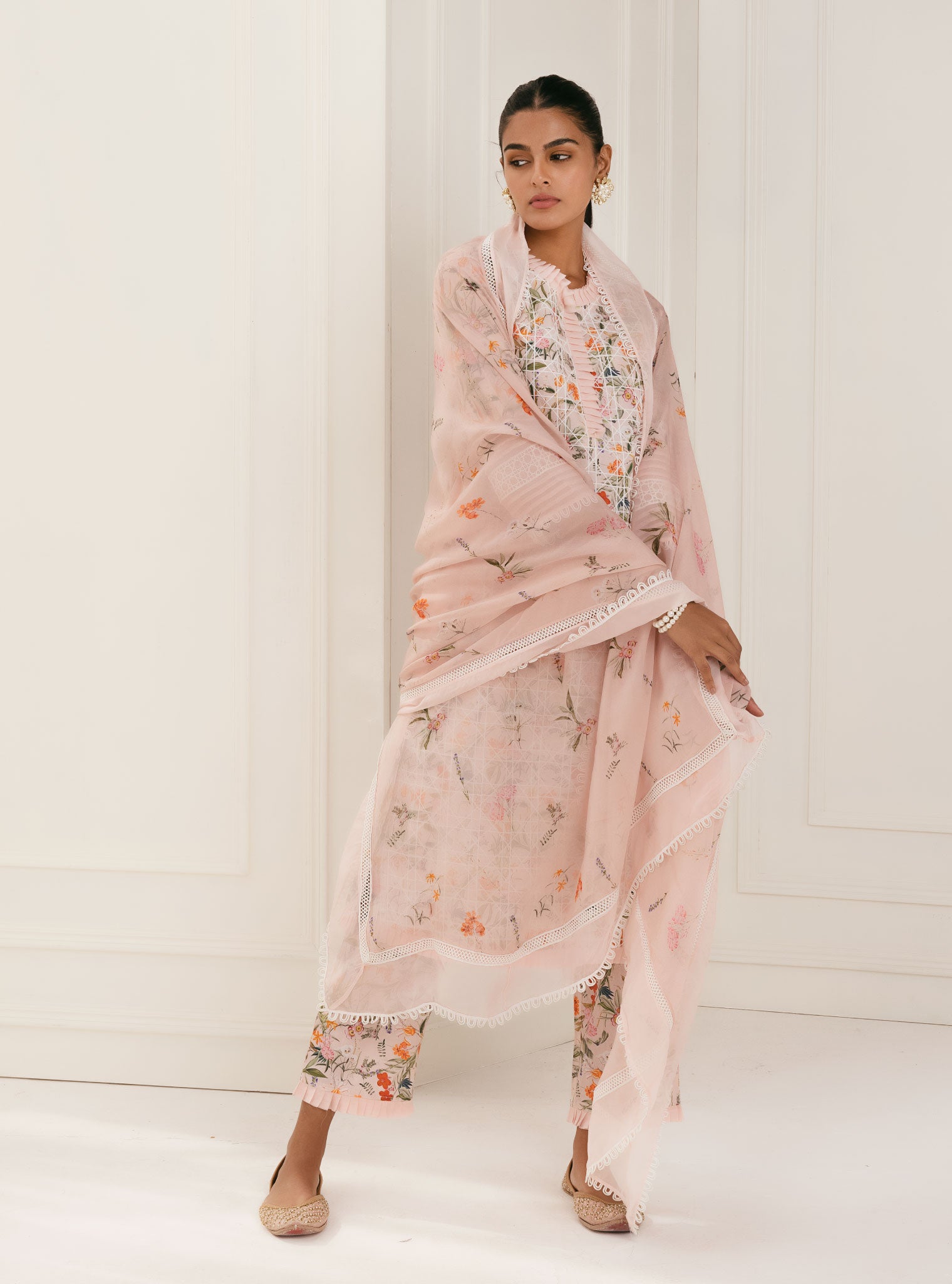 Mulmul Cotton Rafaela Pink Kurta With Rafaela Pink Pant