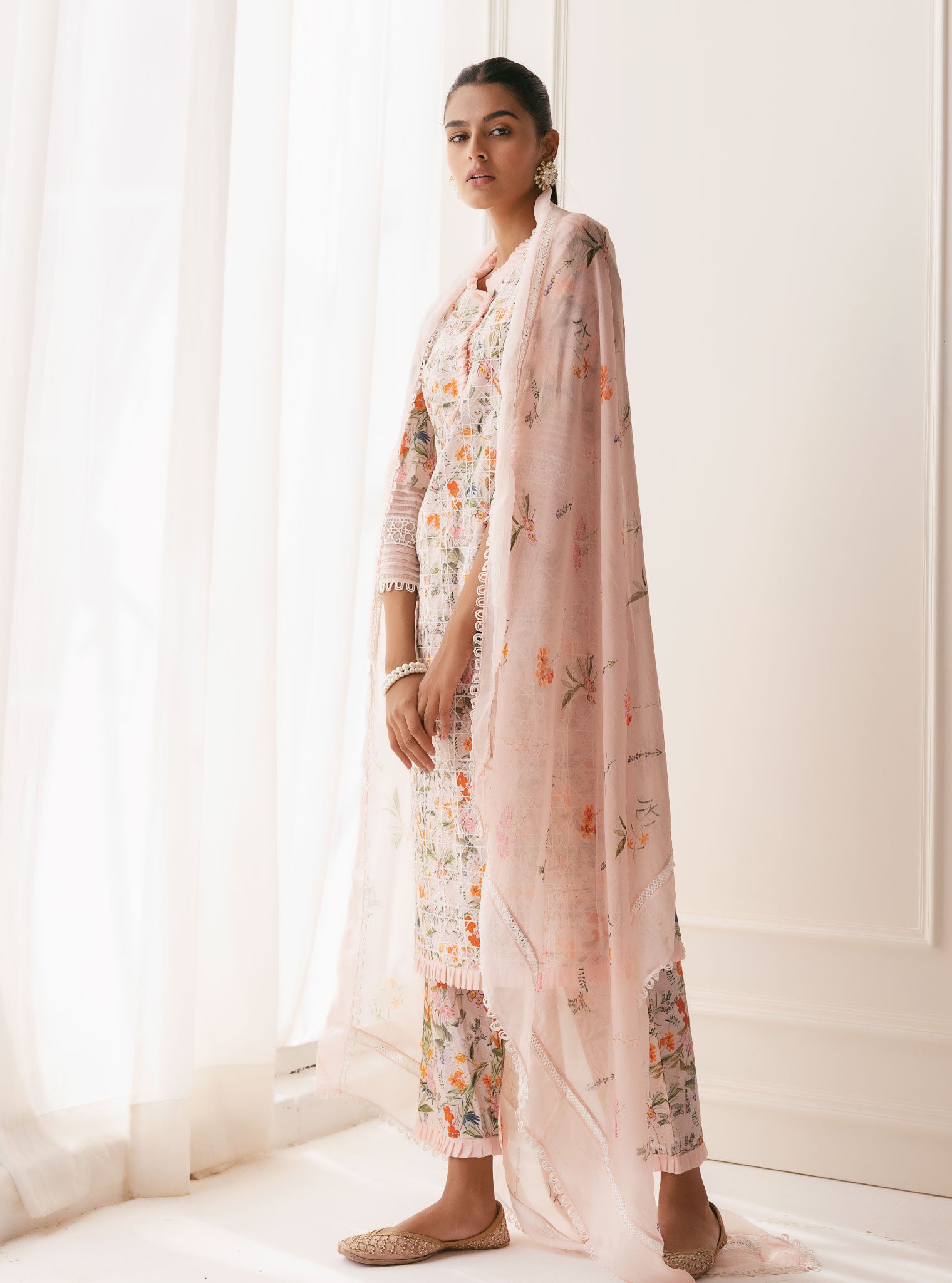 Mulmul Cotton Rafaela Pink Kurta With Rafaela Pink Pant