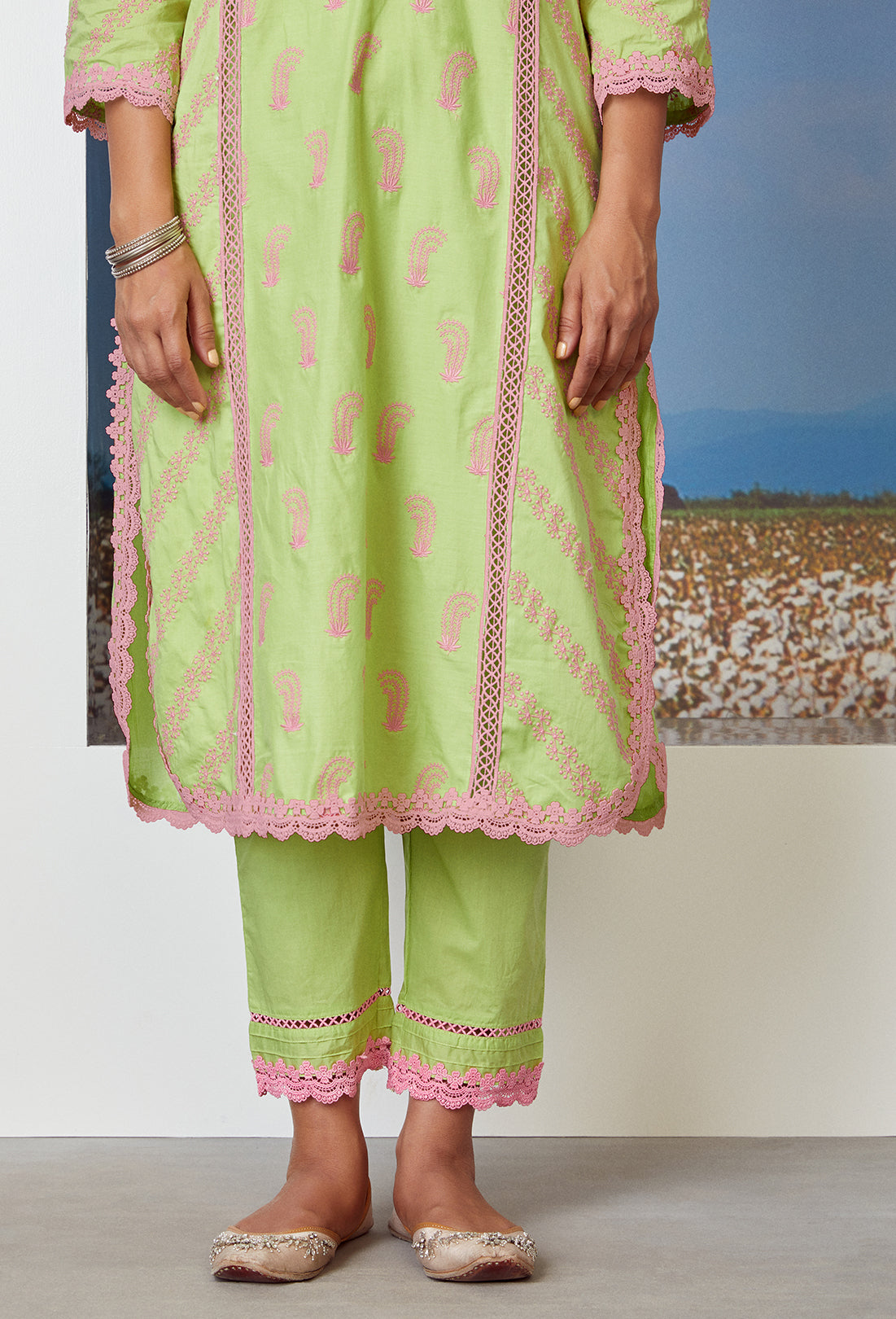 Mulmul Cotton Rhinestone Green Kurta With Rhinestone Green Pyajama