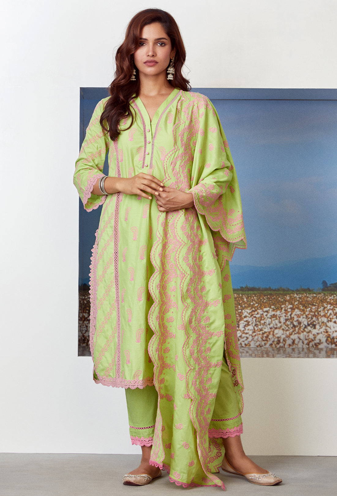 Mulmul Cotton Rhinestone Green Kurta With Rhinestone Green Pyajama