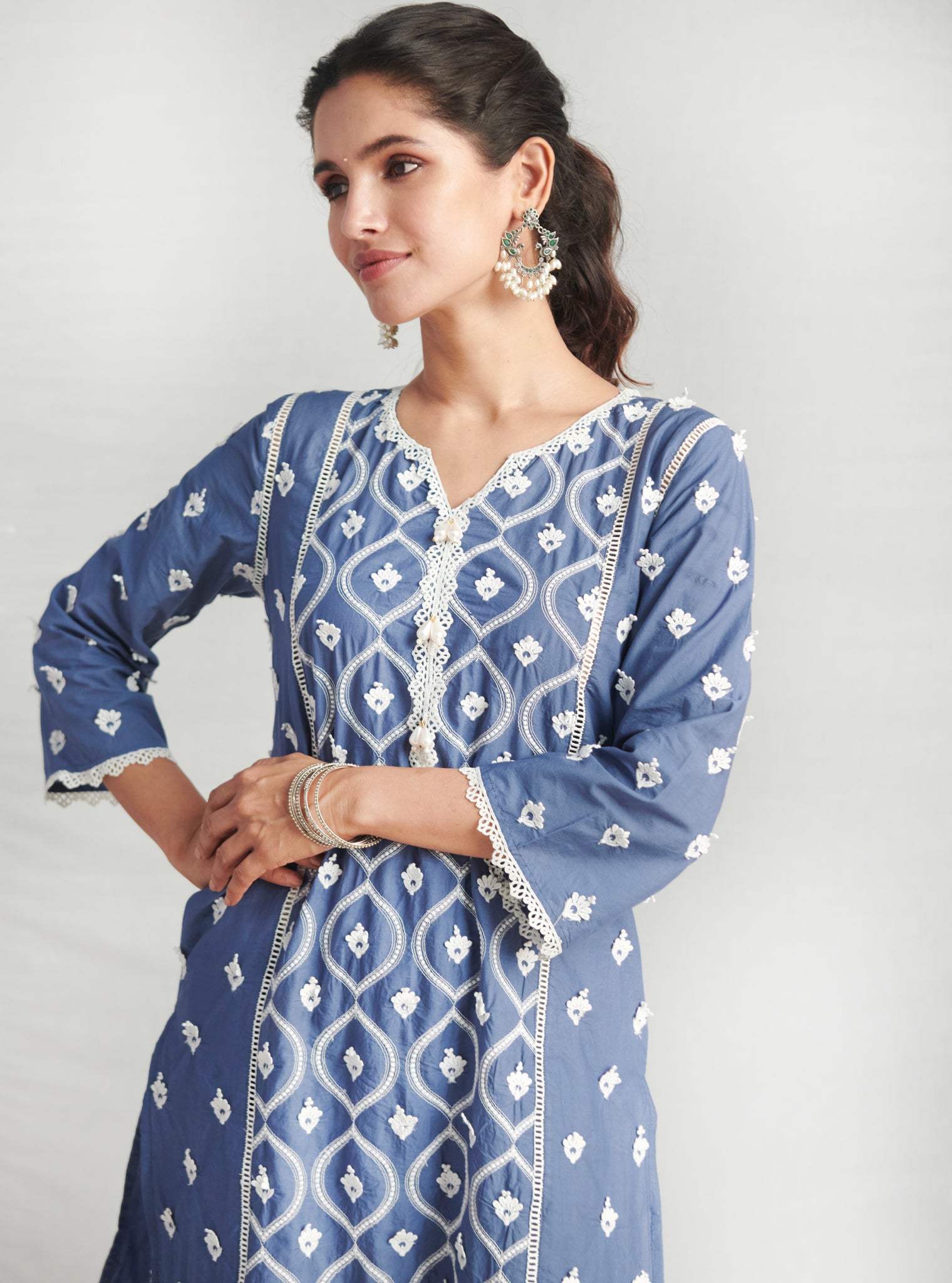 Mulmul Cotton Rivona Kurta Navy With Mulmul Cotton Verla White Pant