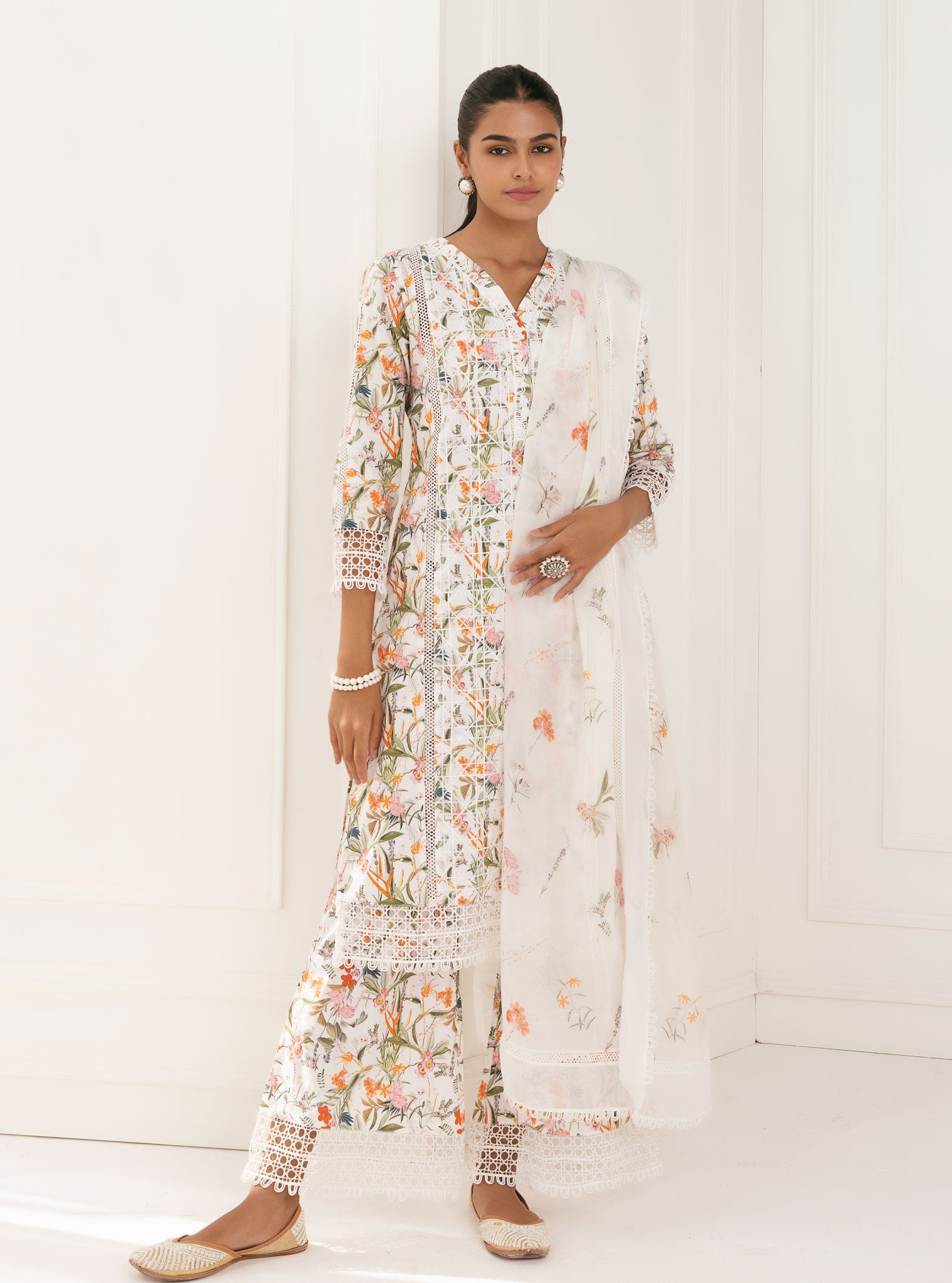 Mulmul Cotton Stassie White Kurta With Stassie White Pant