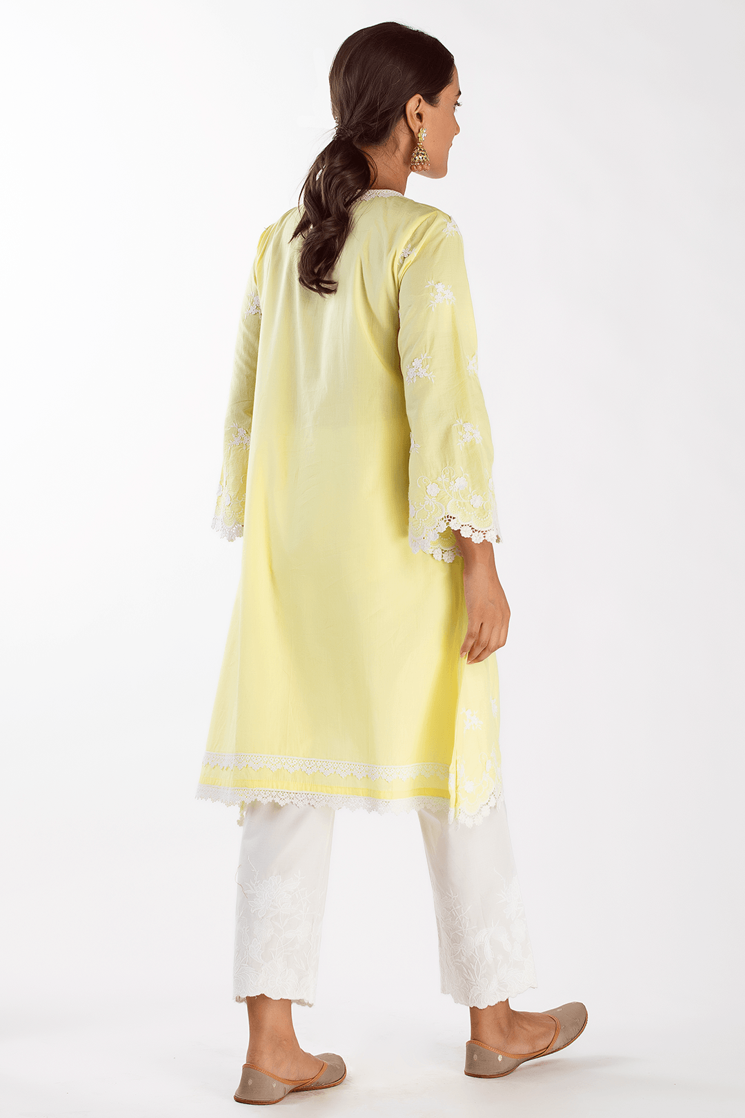 Mulmul Cotton Stella Yellow Kurta With Floral Embroidery White Pant