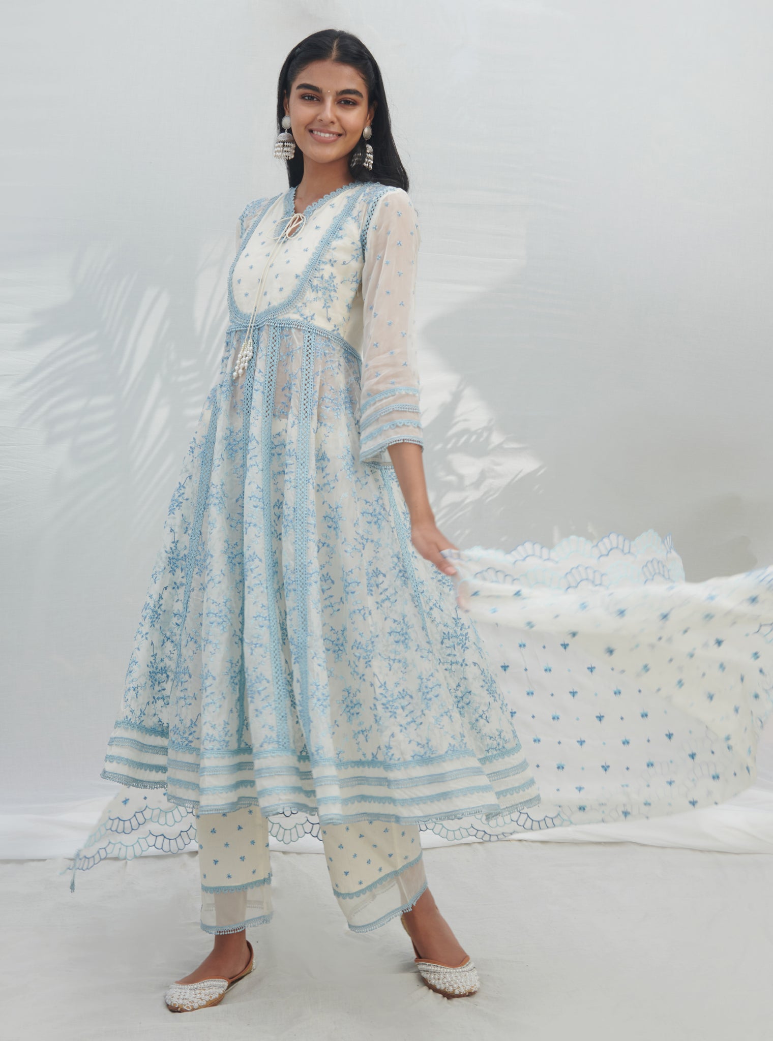 Mulmul Cotton Aldona White Dupatta