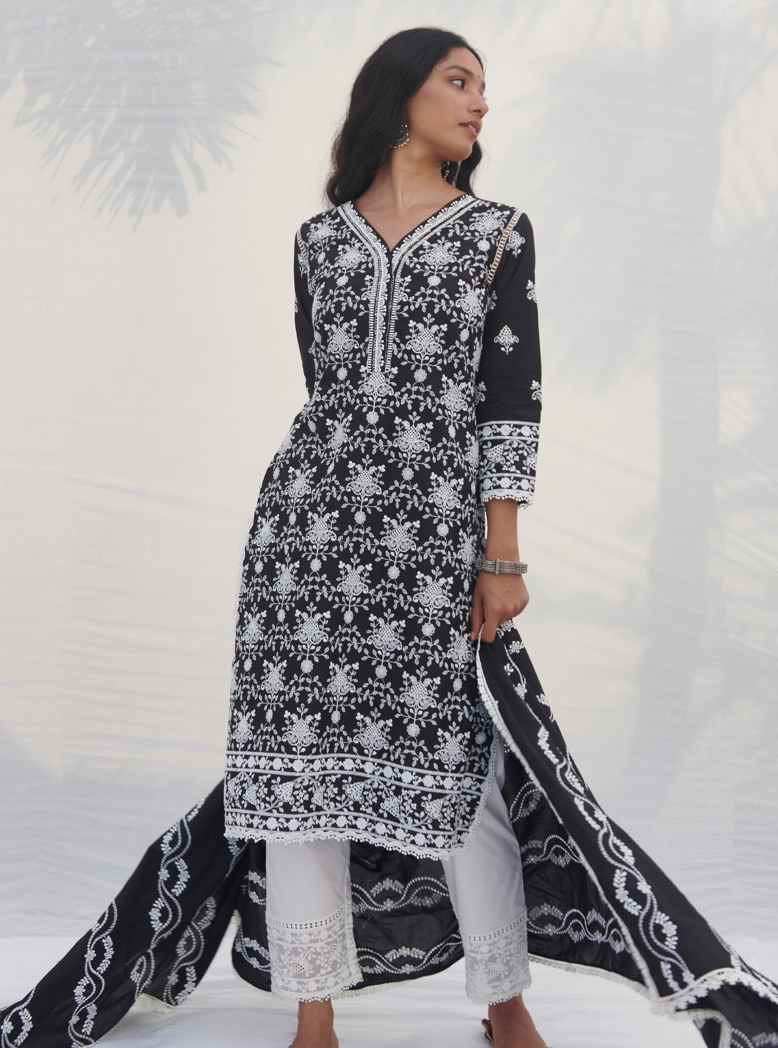 Mulmul Cotton Verla Black kurta